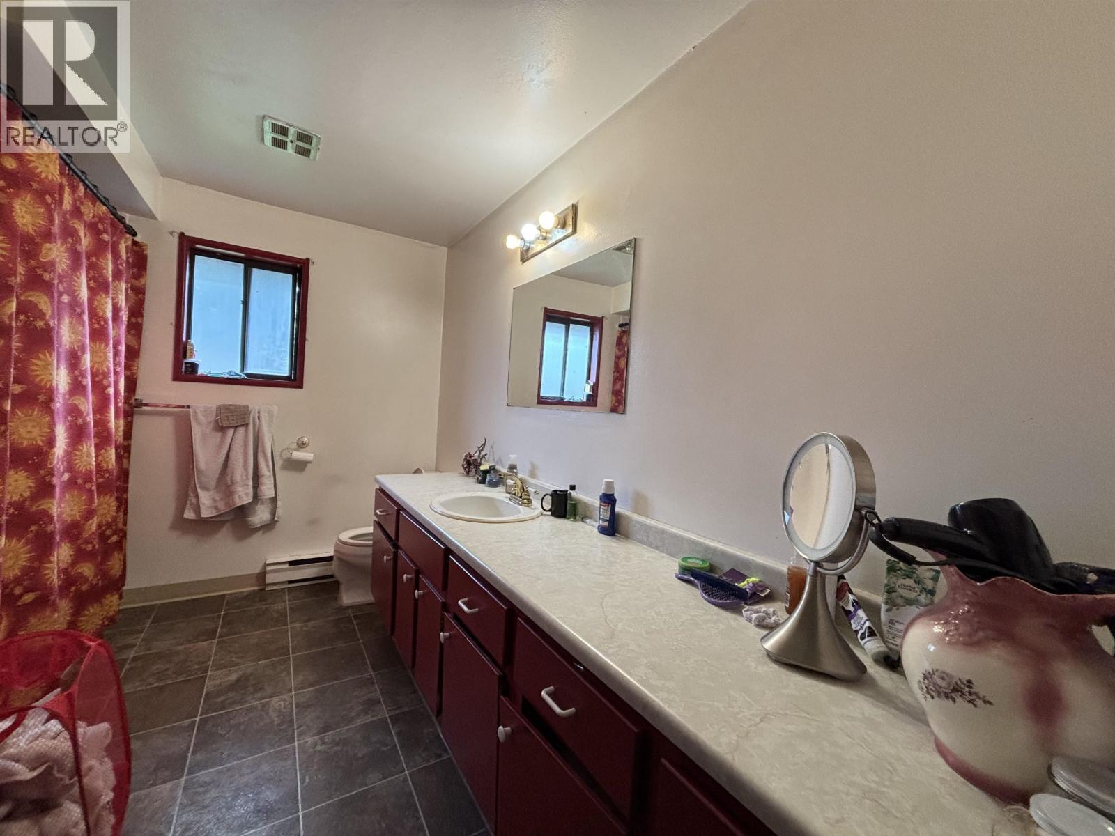5762 Spindrift Street Property Photo 5