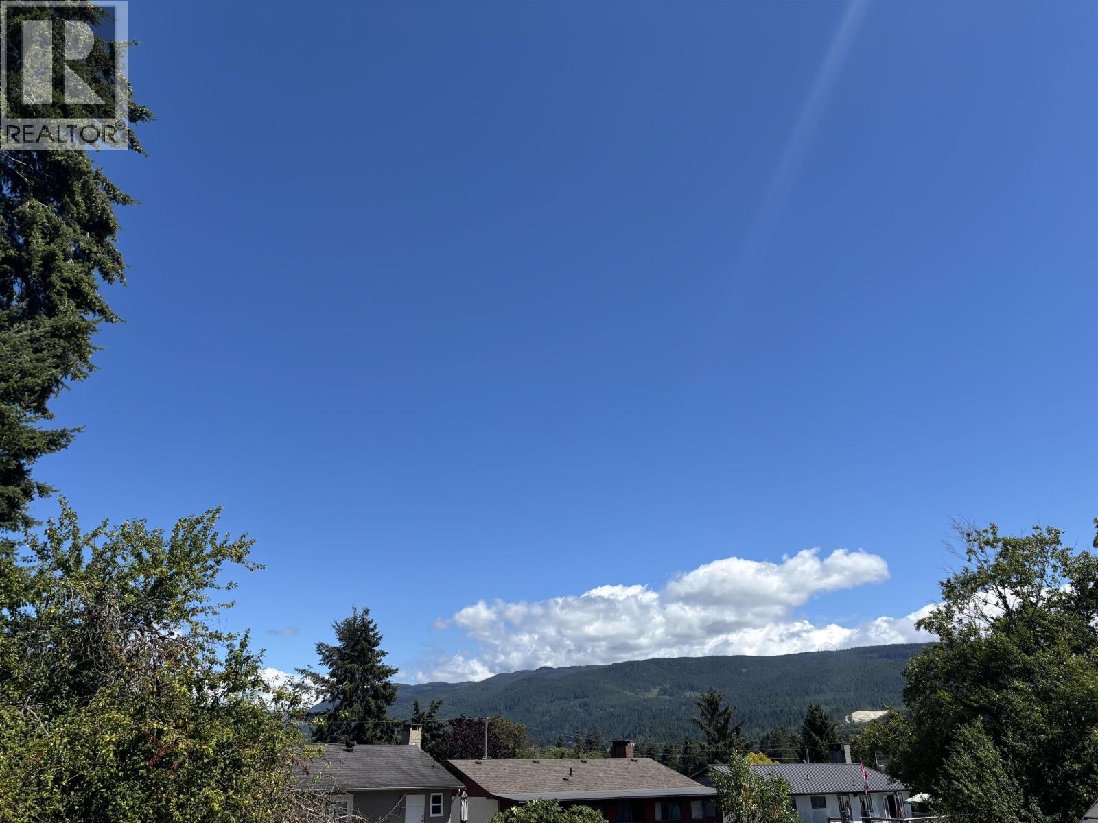 5762 Spindrift Street Property Photo 7