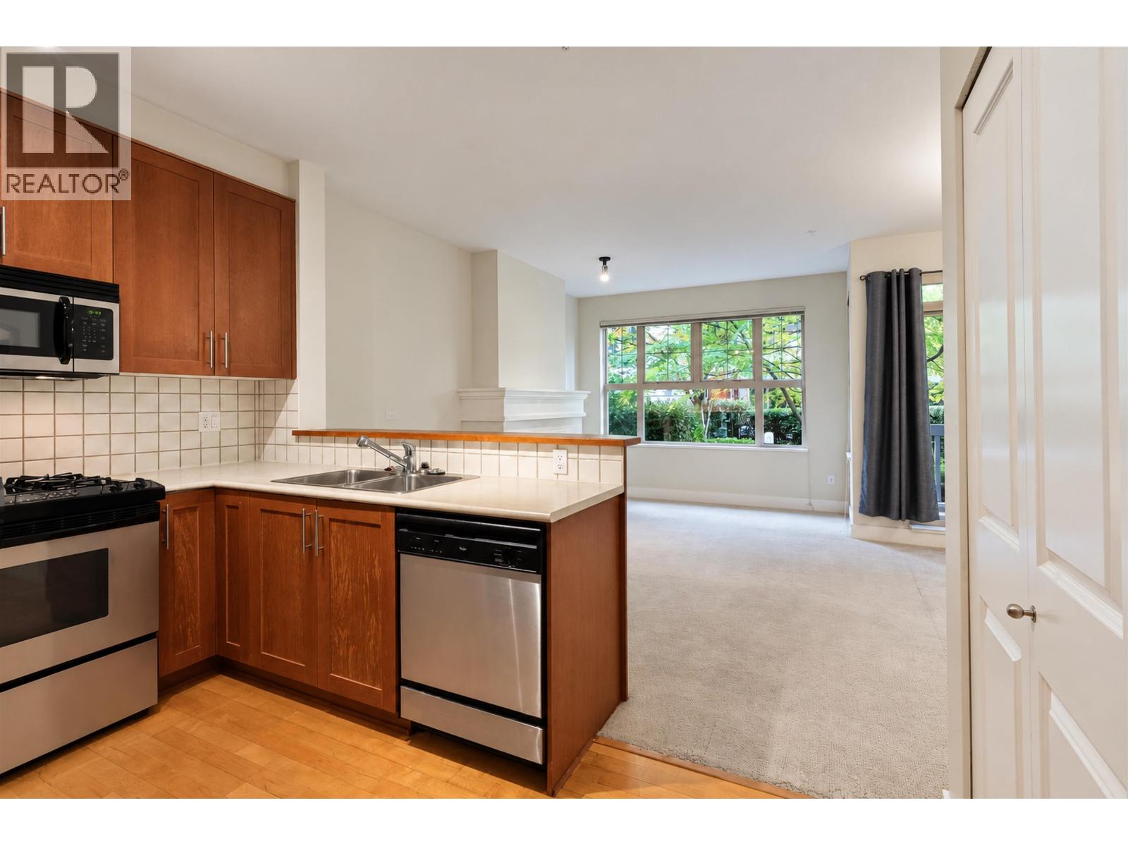1213 4655 Valley Drive Property Photo 2