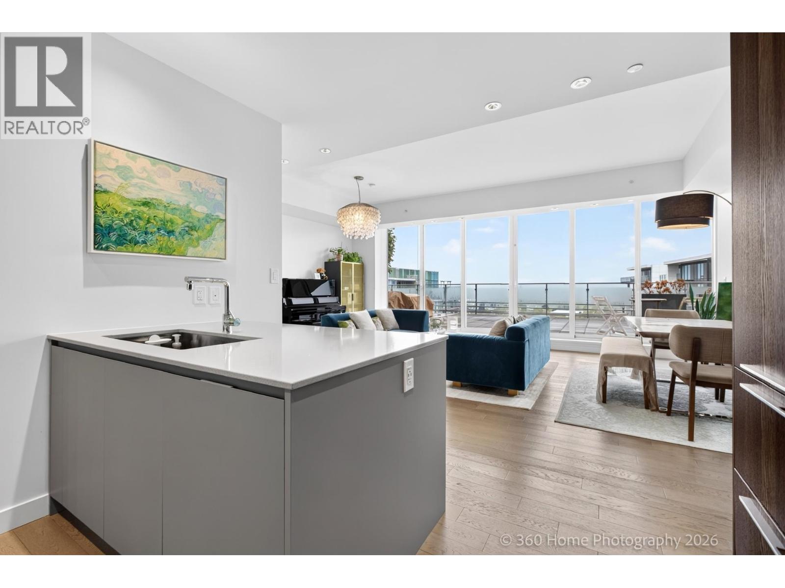 1204 6688 Pearson Way Property Photo 3