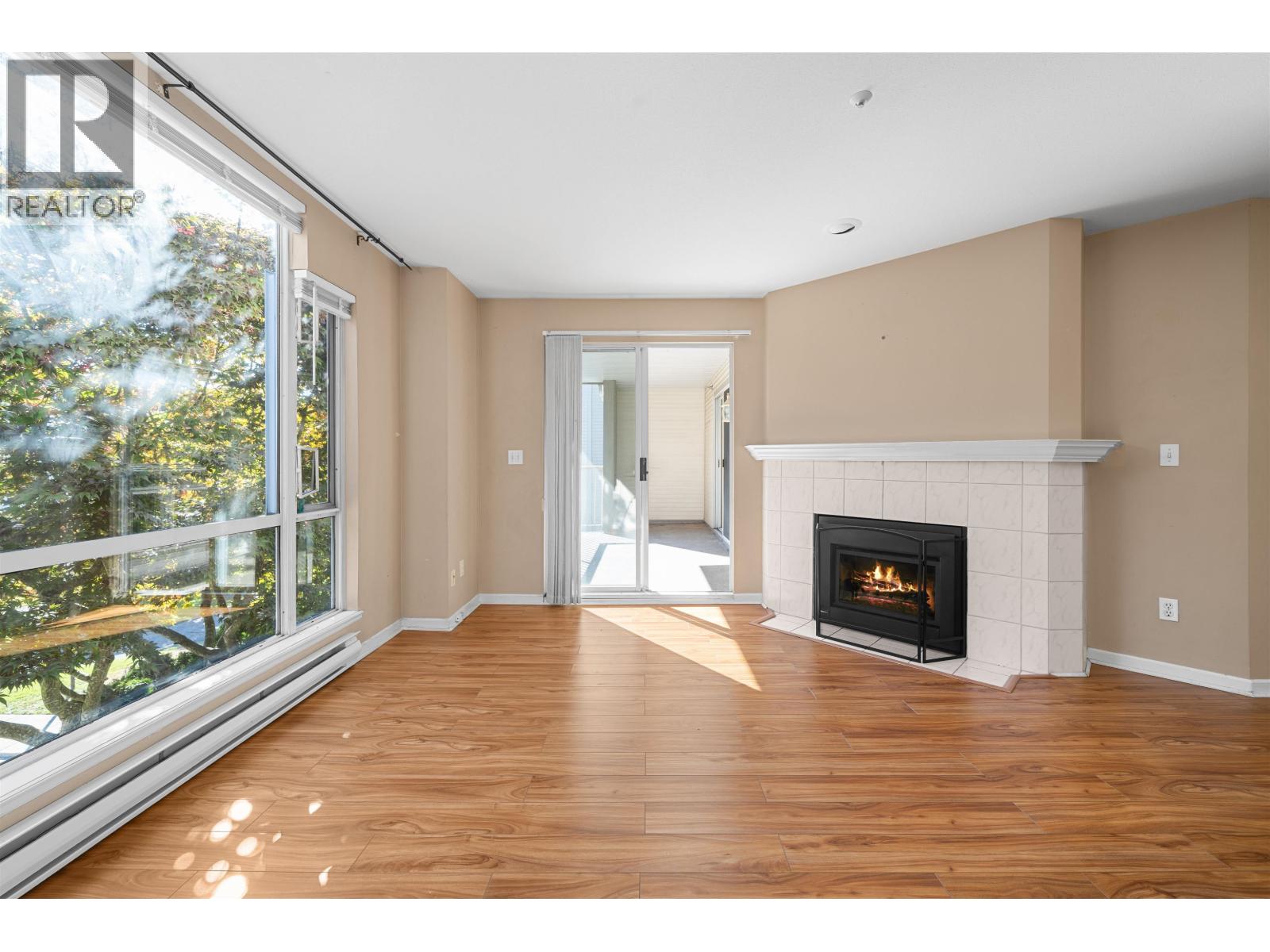213 19122 122nd Avenue Property Photo 6