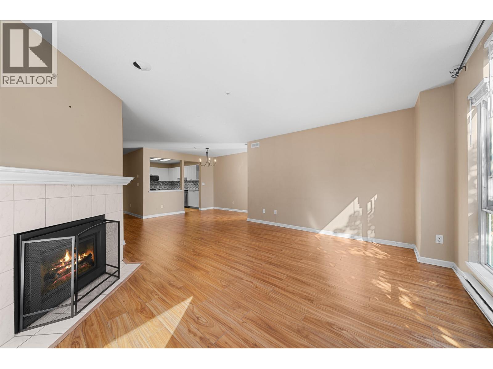 213 19122 122nd Avenue Property Photo 7