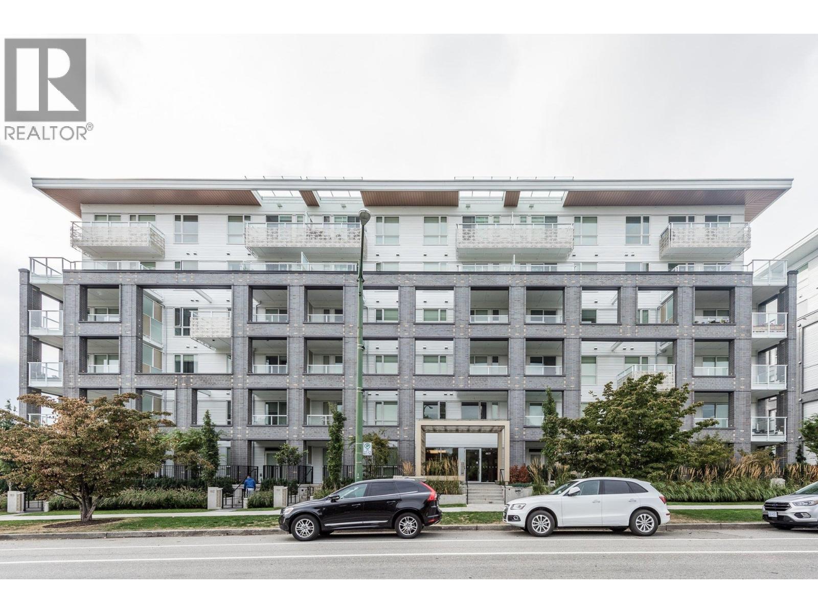 601 6677 Cambie Street Property Photo 1