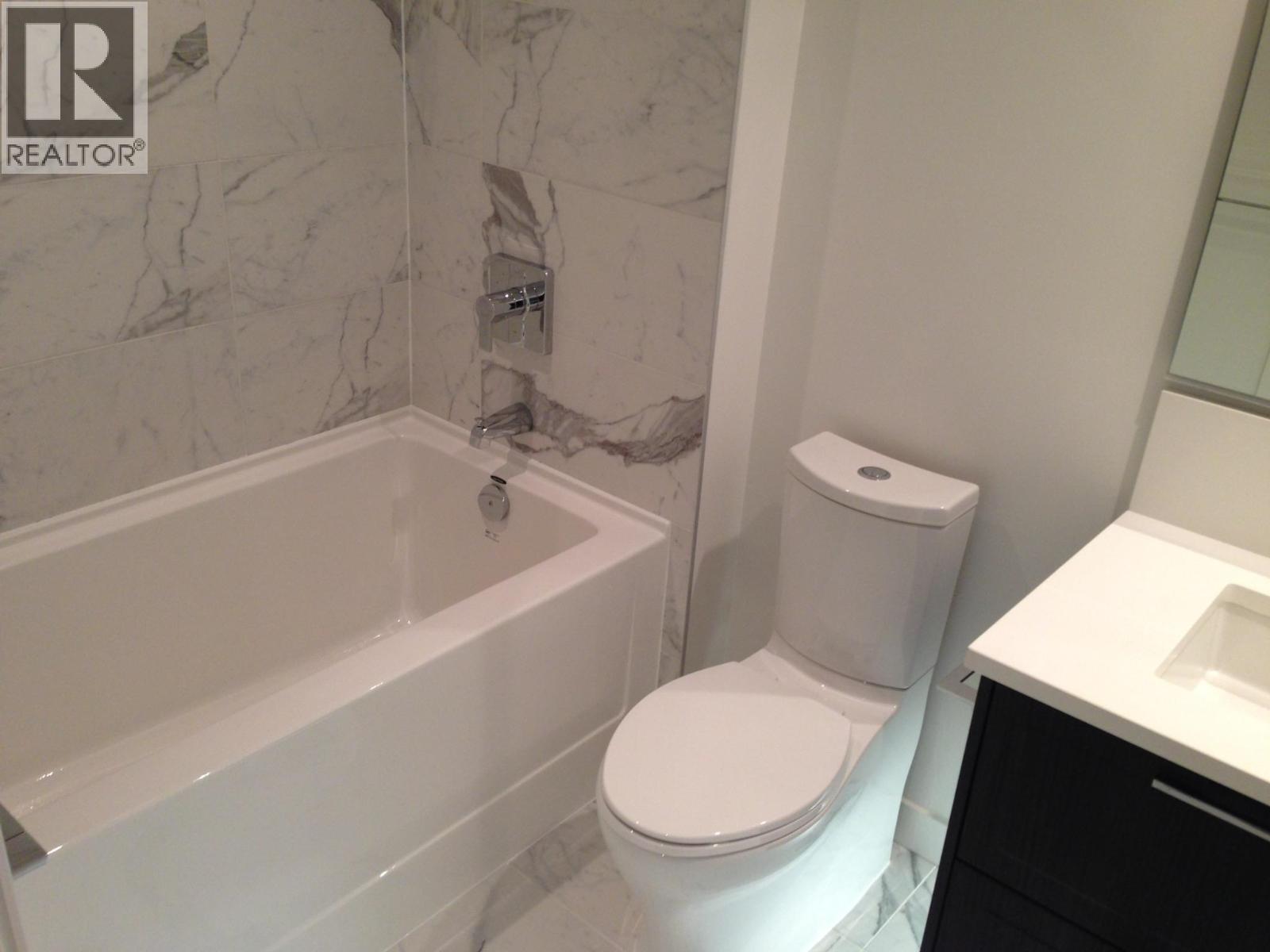 601 6677 Cambie Street Property Photo 16