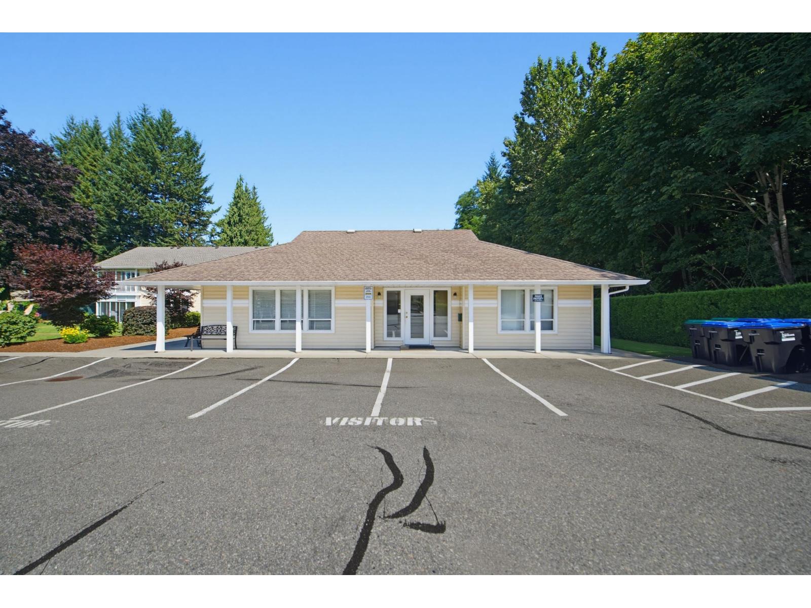30 7525 Martin Place Property Photo 23