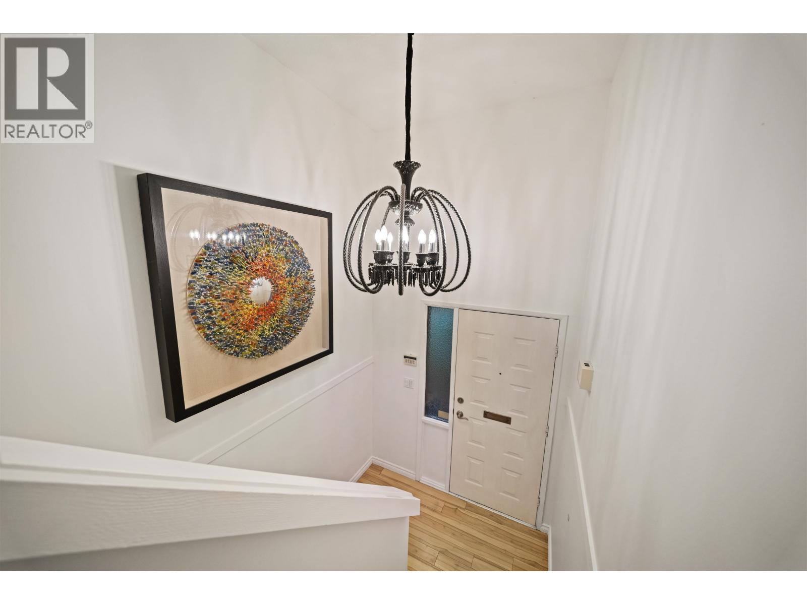 8582 Wilderness Court Property Photo 12
