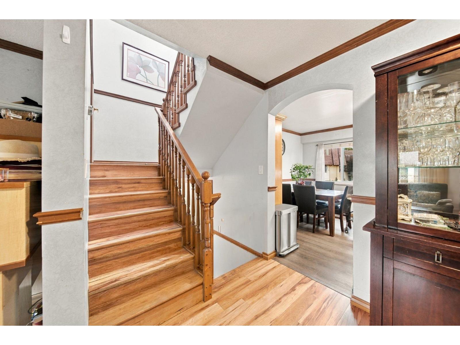 16 11735 89a Avenue Property Photo 11