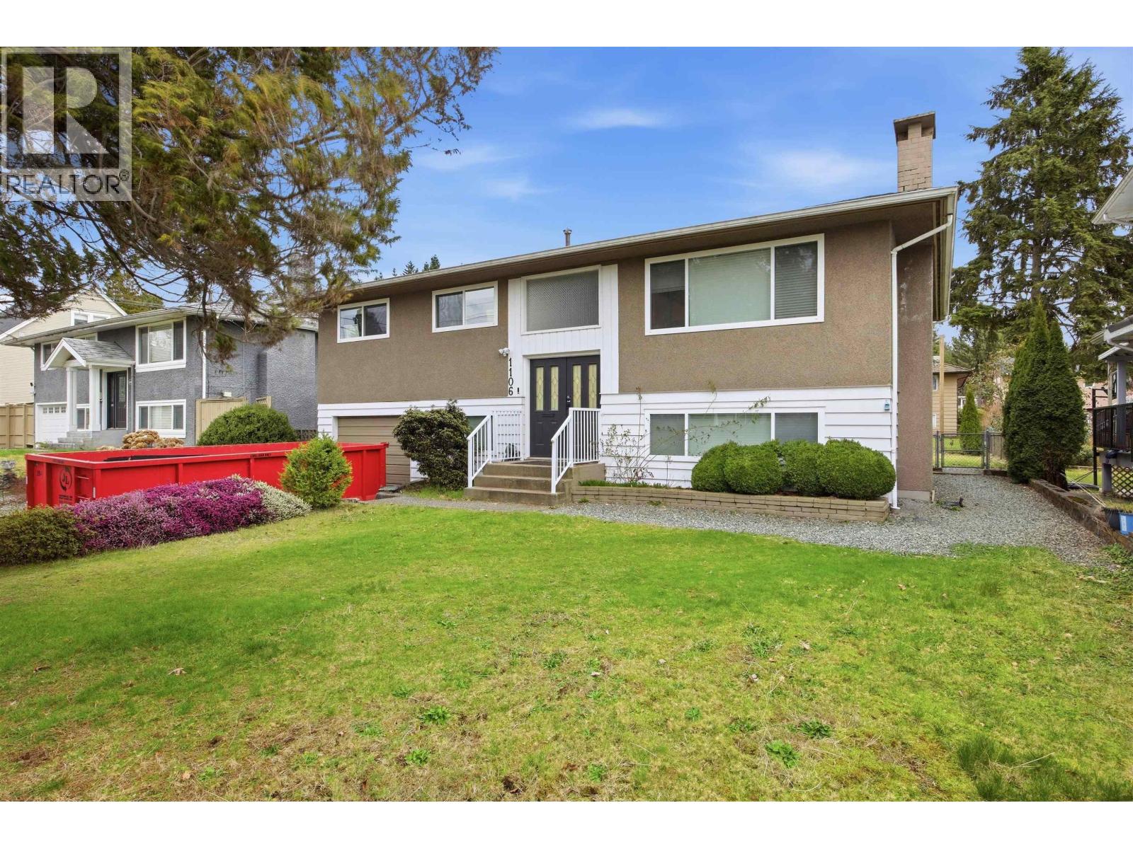 Upper 1106 DUTHIE AVENUE