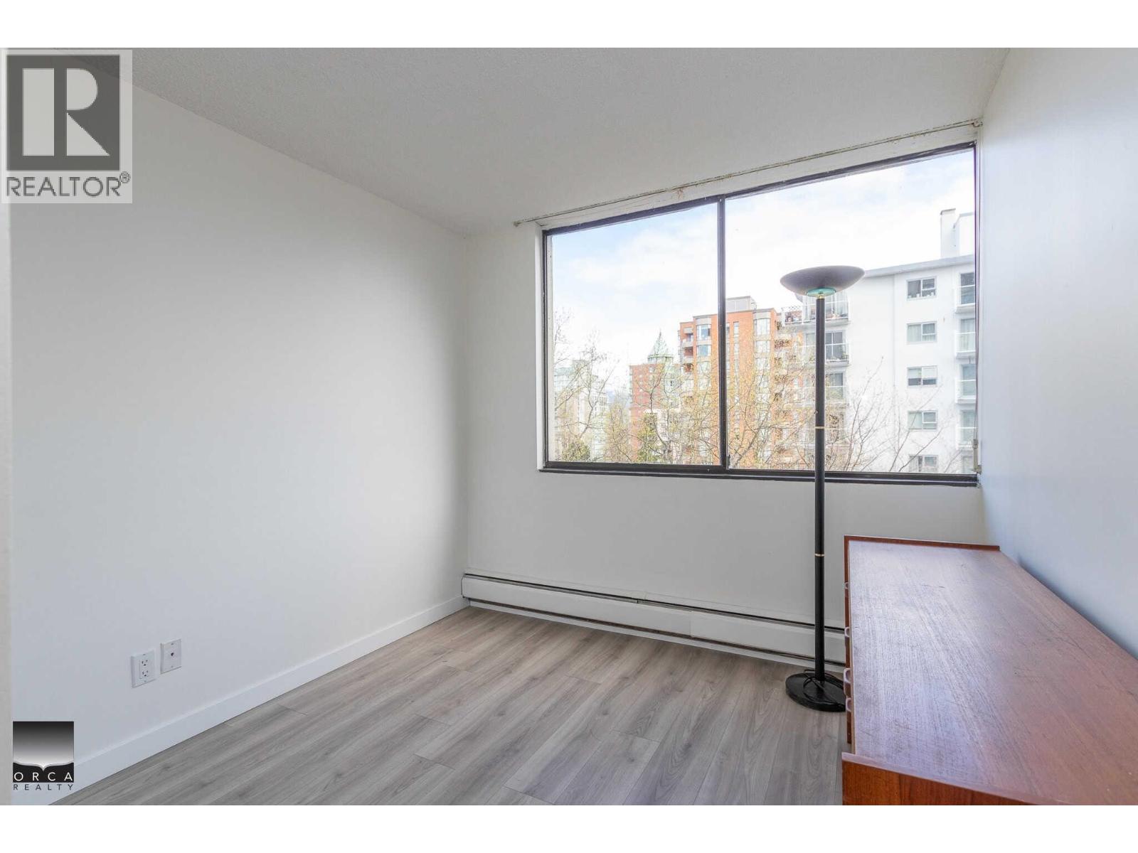906 1816 Haro Street Property Photo 7
