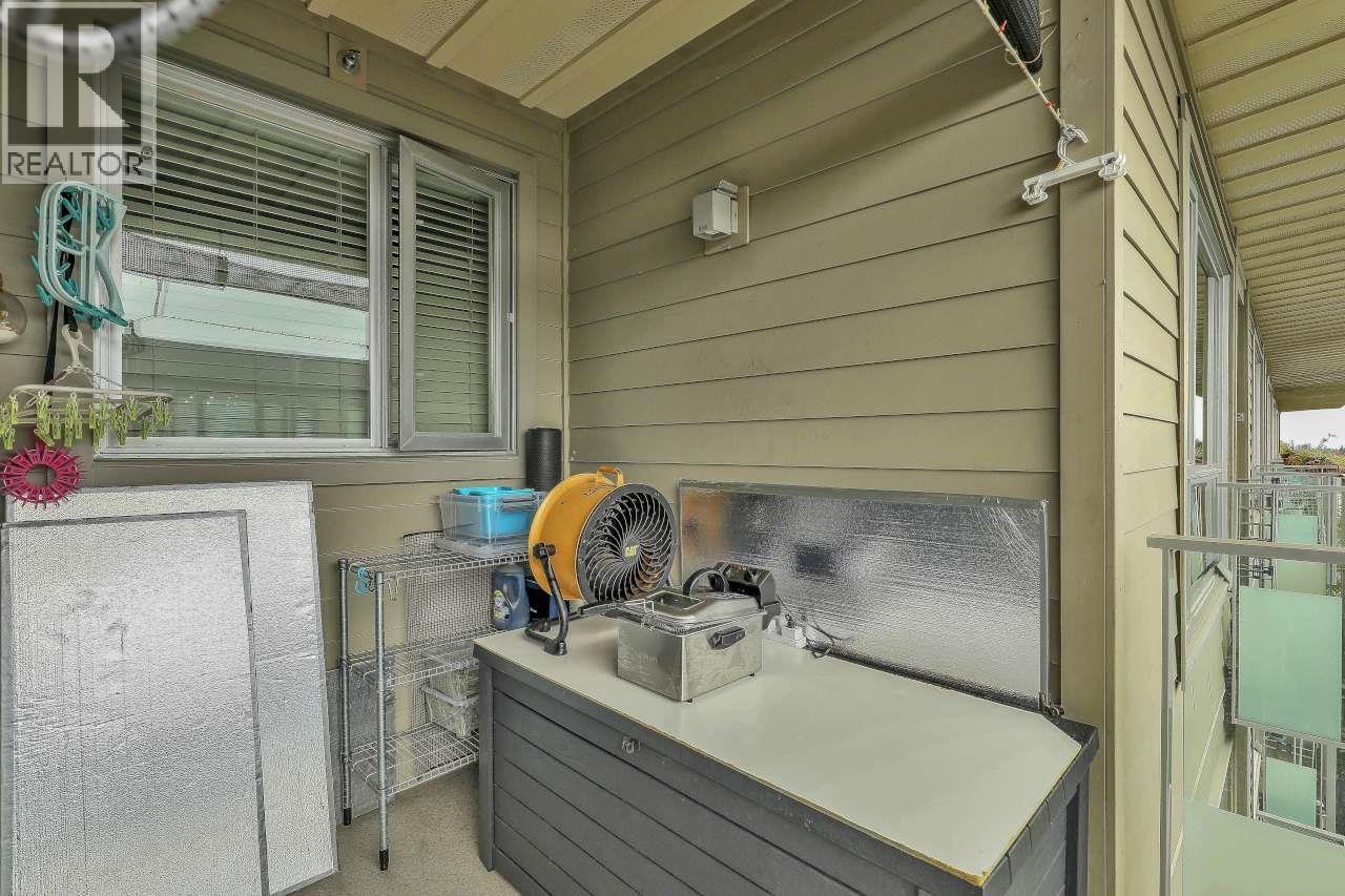 Ph7 5388 Grimmer Street Property Photo 7
