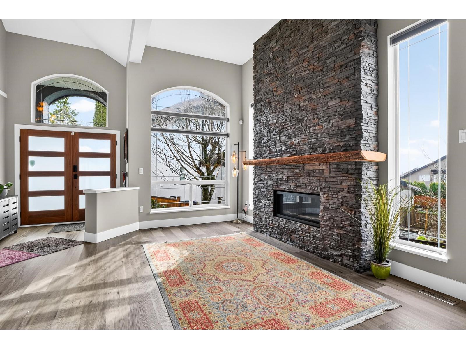 8277 153b Street Property Photo 13