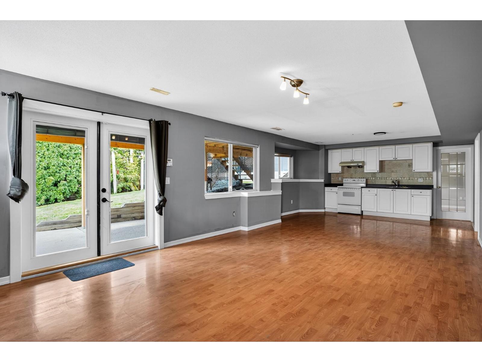 8277 153b Street Property Photo 28