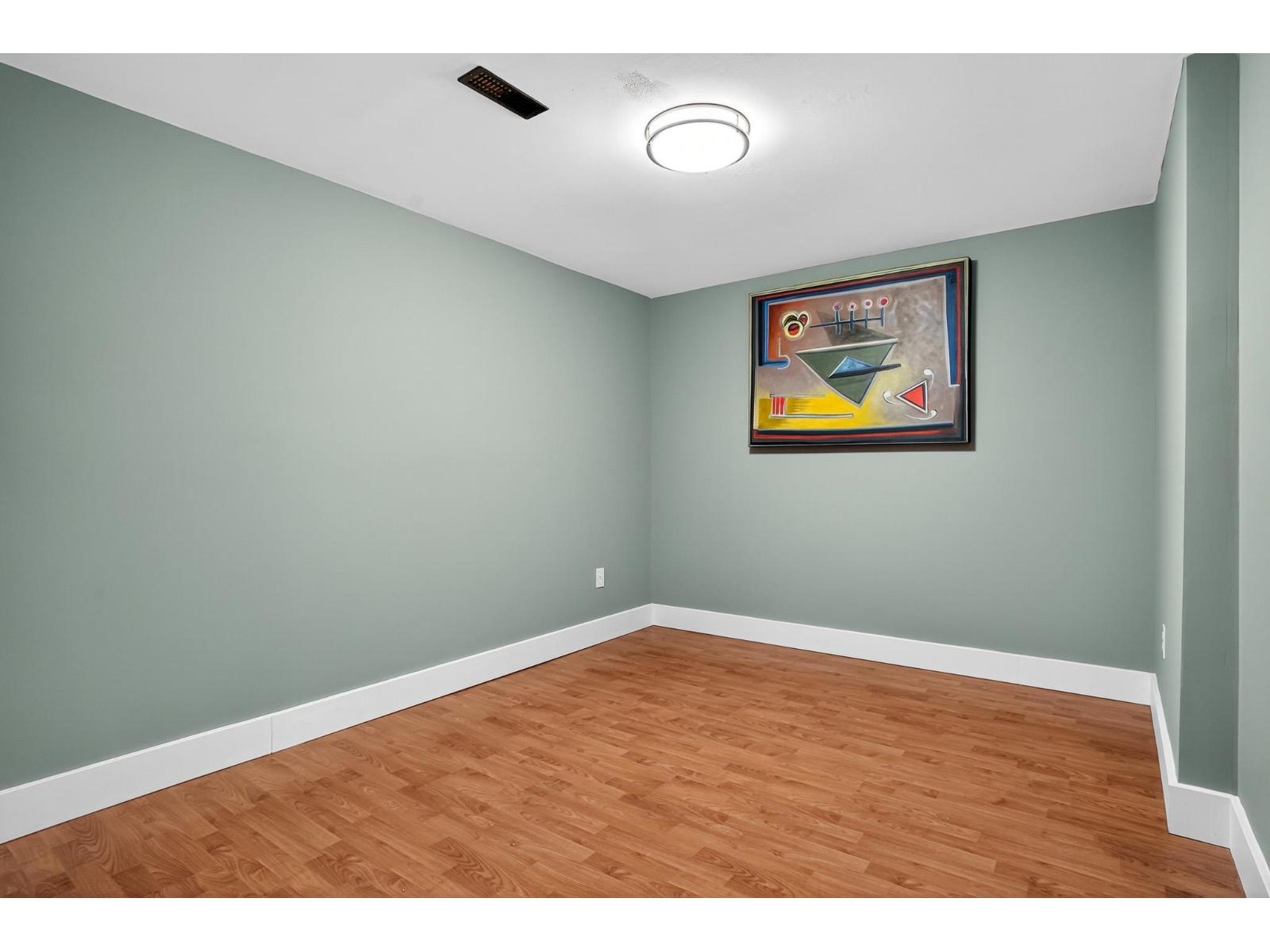 8277 153b Street Property Photo 30