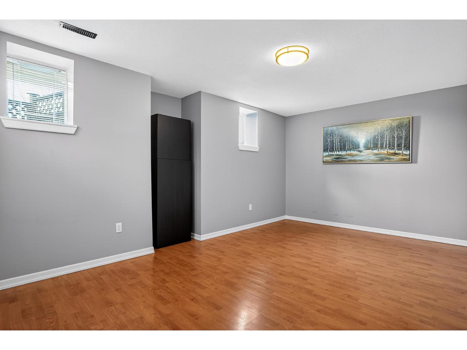 8277 153b Street Property Photo 31