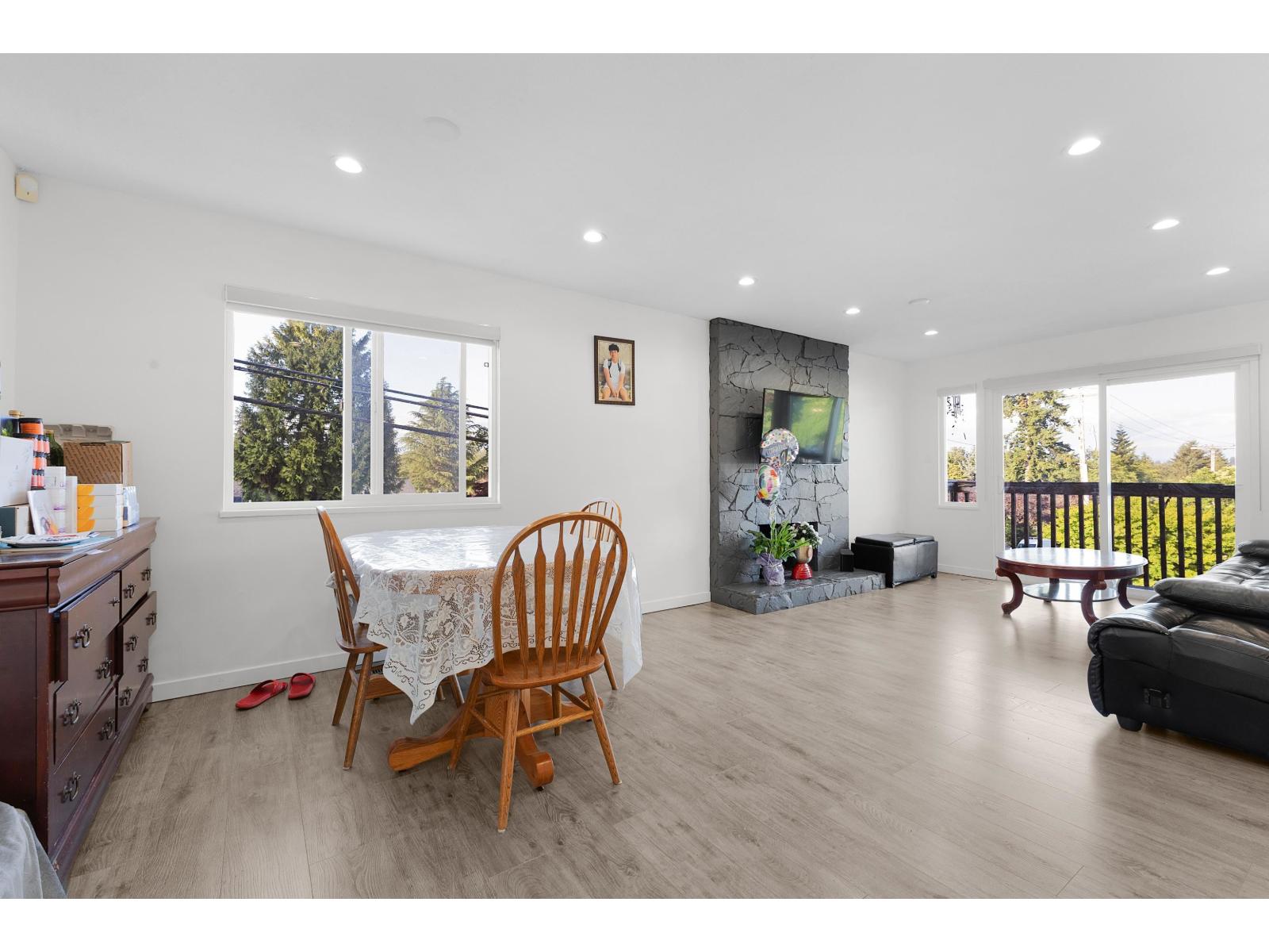 7991 138a Street Property Photo 4