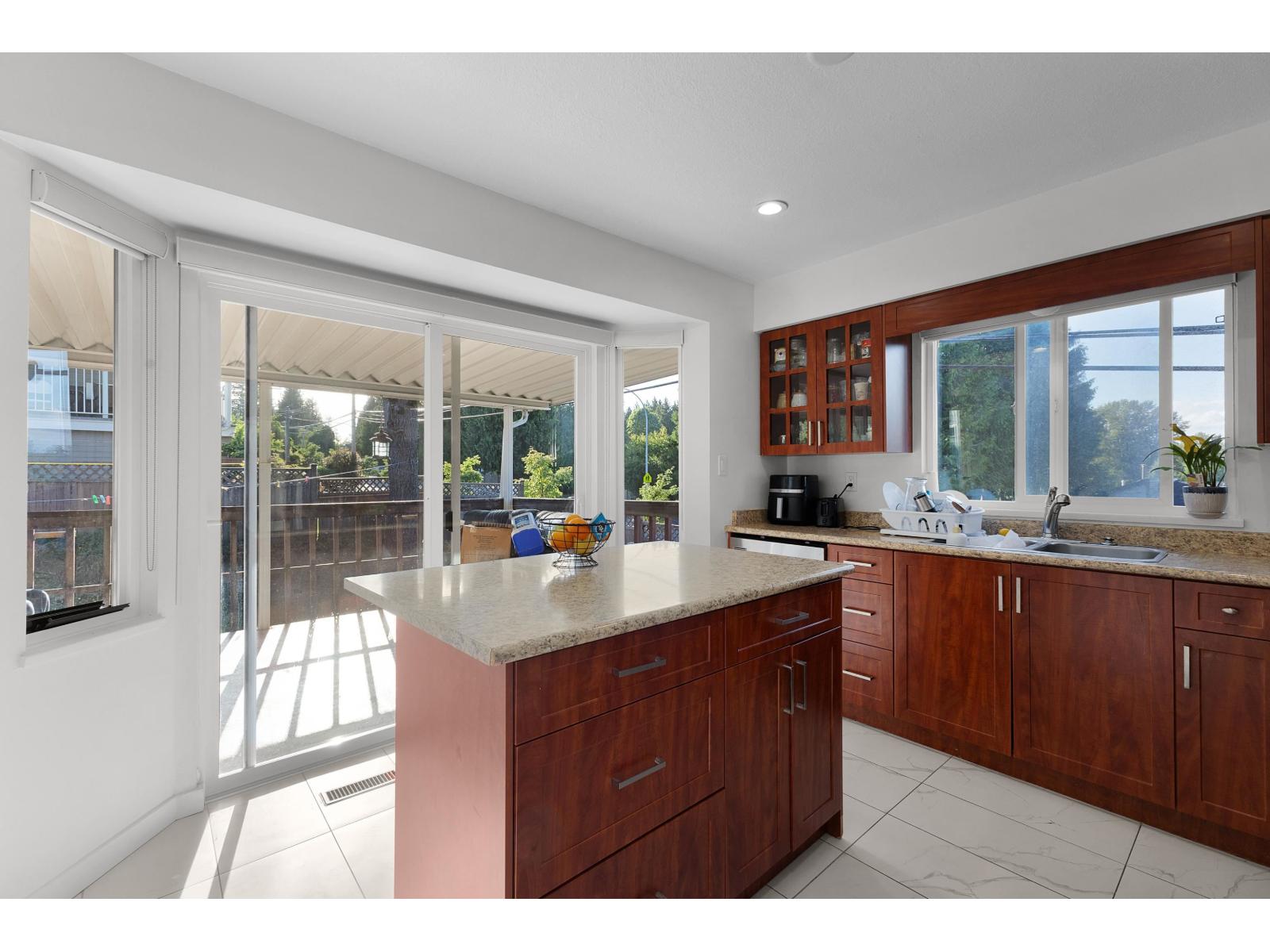 7991 138a Street Property Photo 8