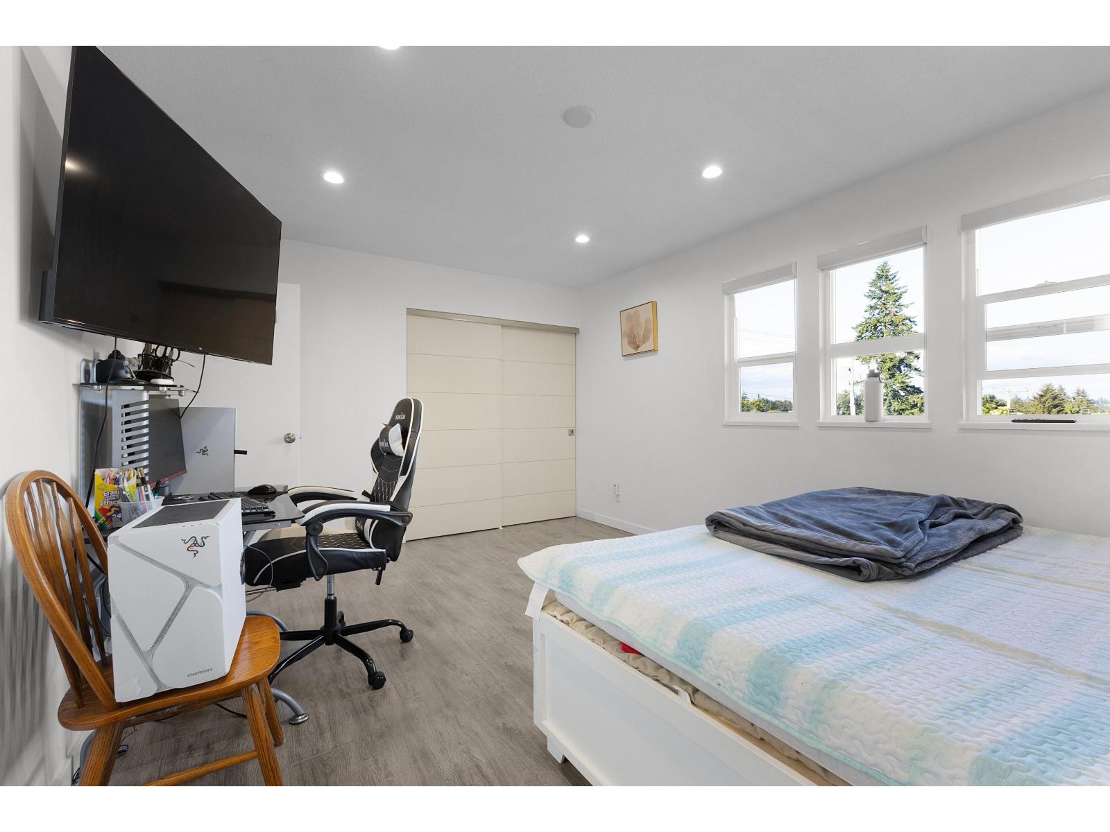 7991 138a Street Property Photo 14