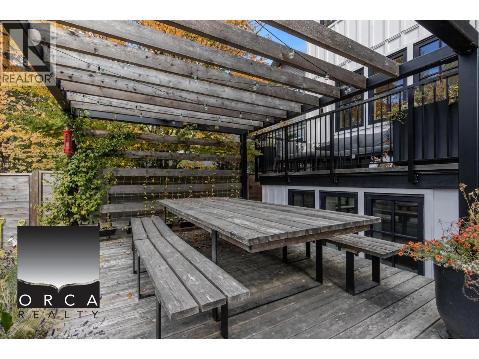4859 Prince Edward Street Property Photo 23