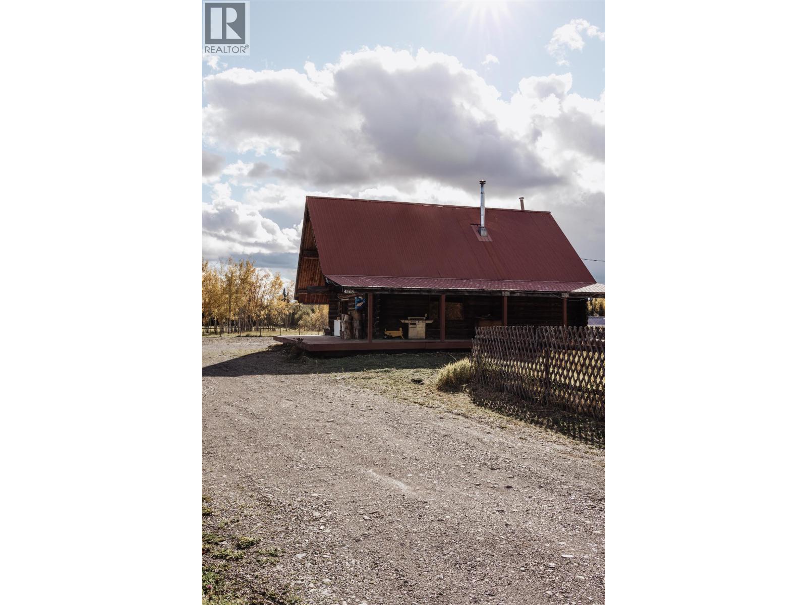 4565 Holmes Road Property Photo 4