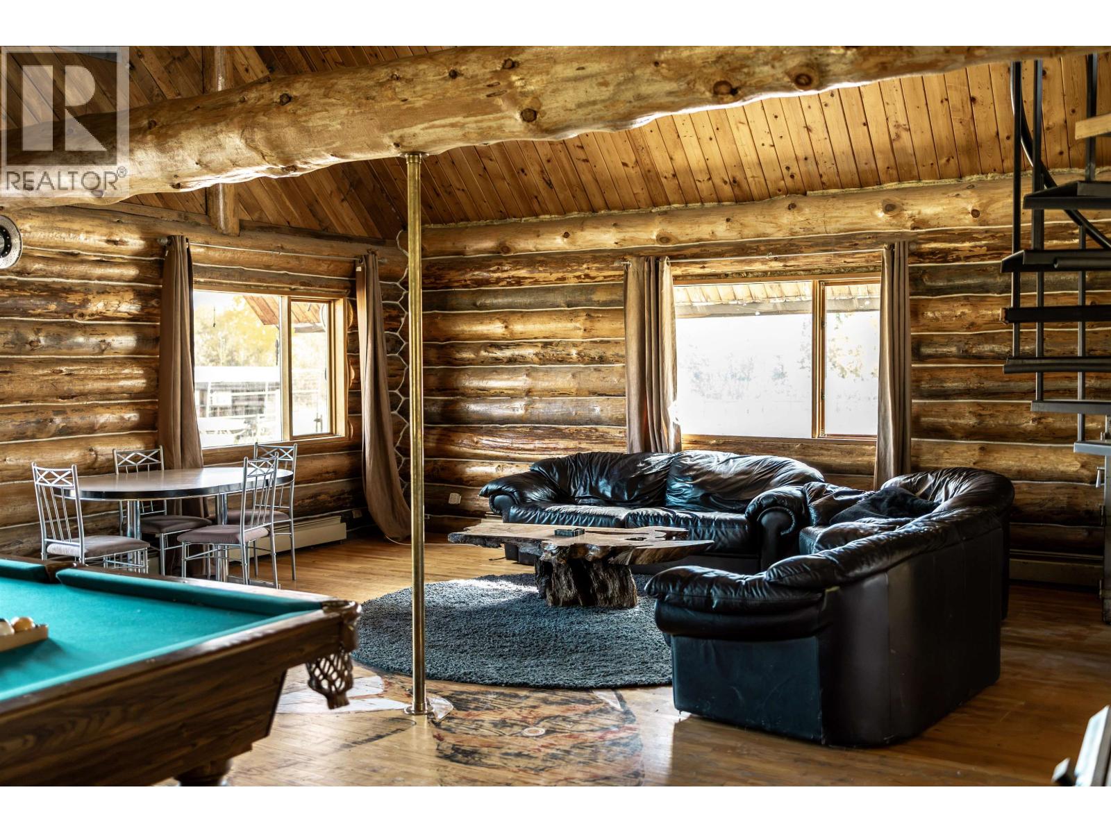 4565 Holmes Road Property Photo 12