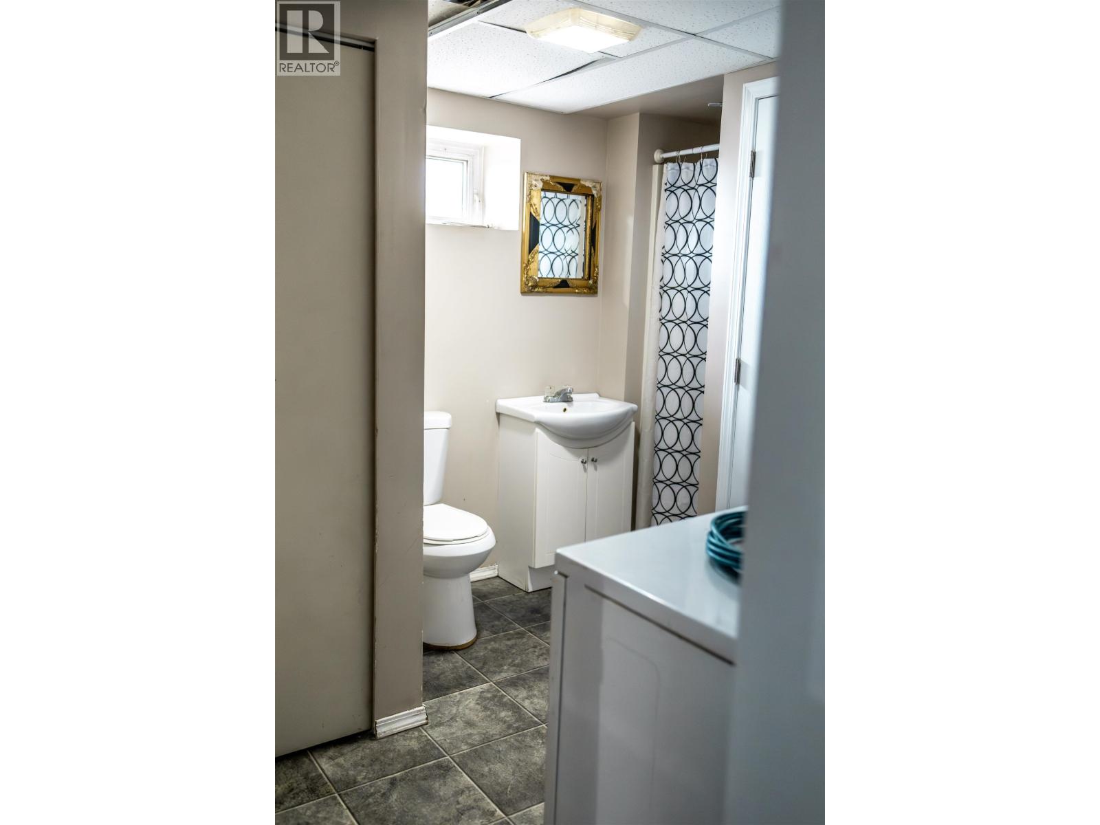 4565 Holmes Road Property Photo 16