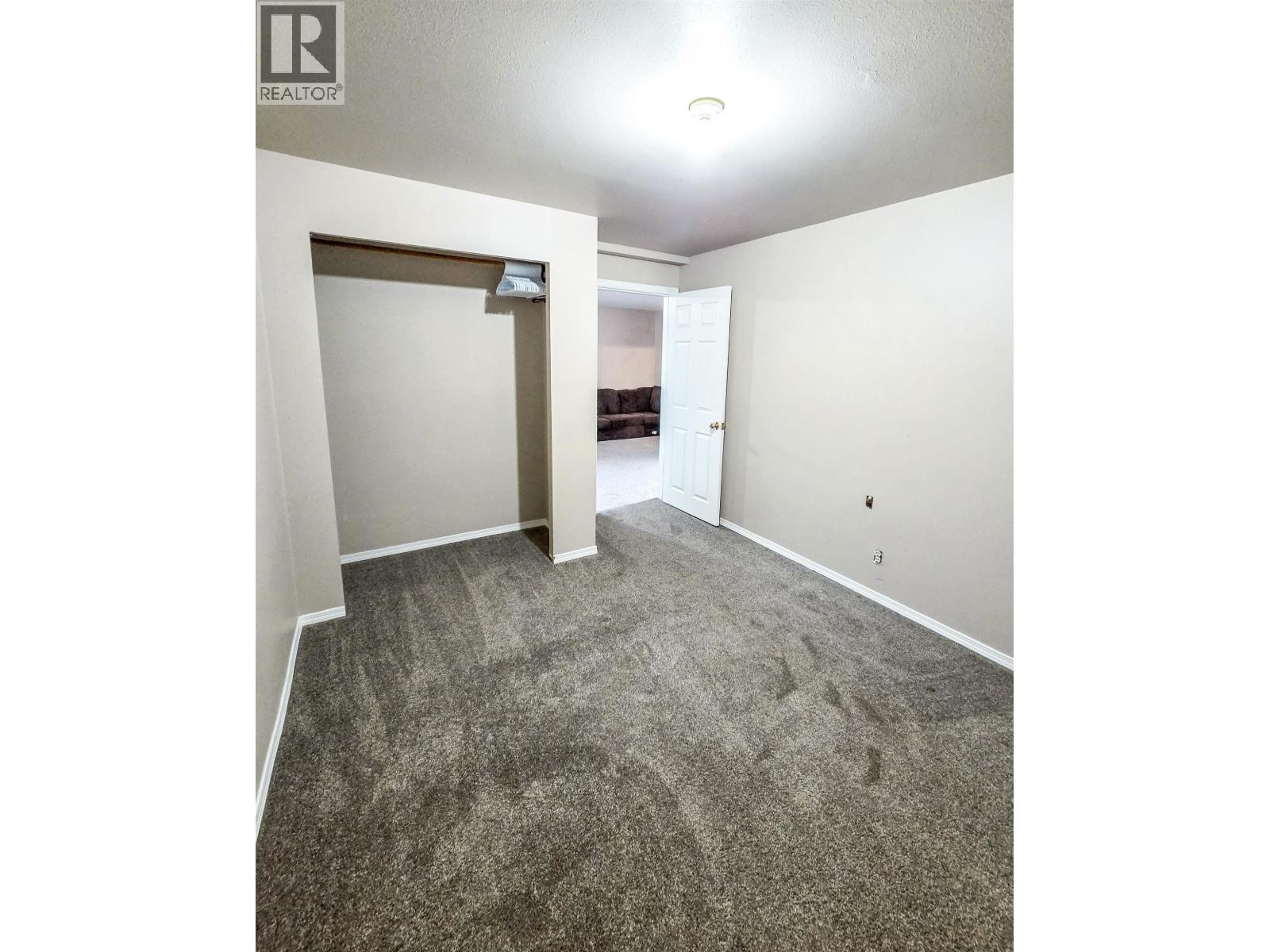 4565 Holmes Road Property Photo 32