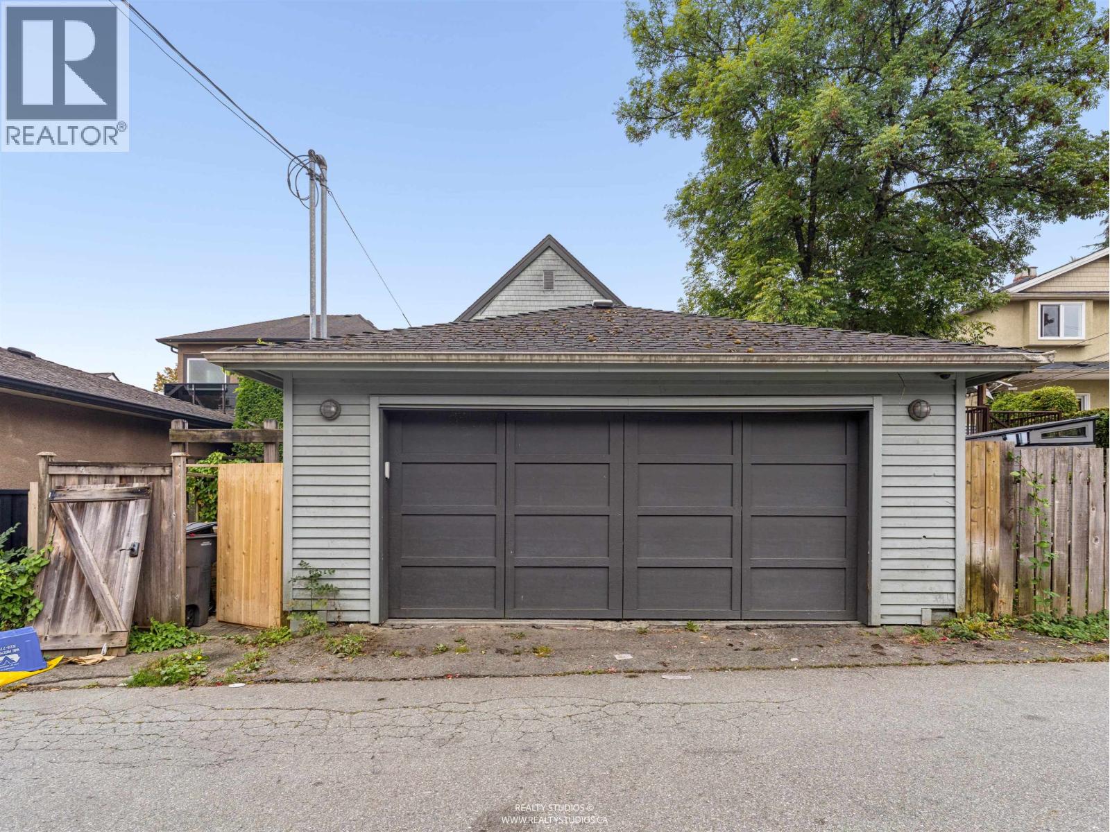 917 W 20th Avenue Property Photo 34