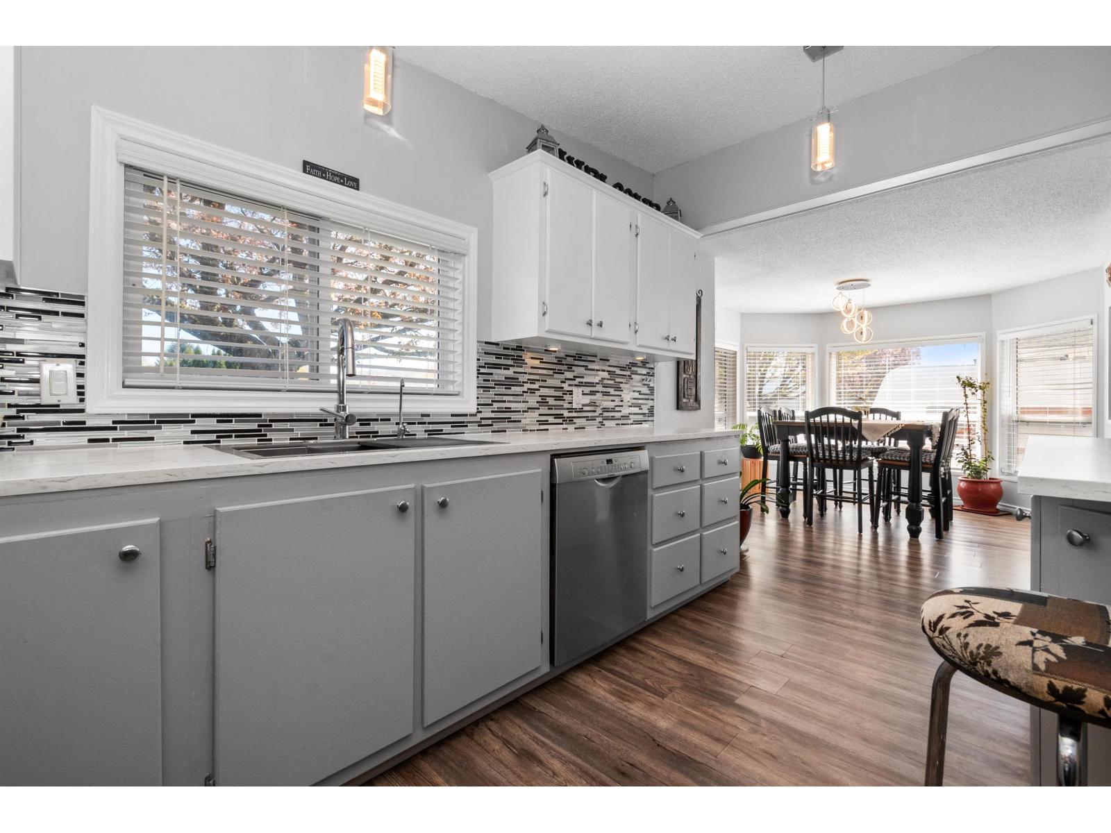 13 41168 Lougheed Highway Property Photo 2