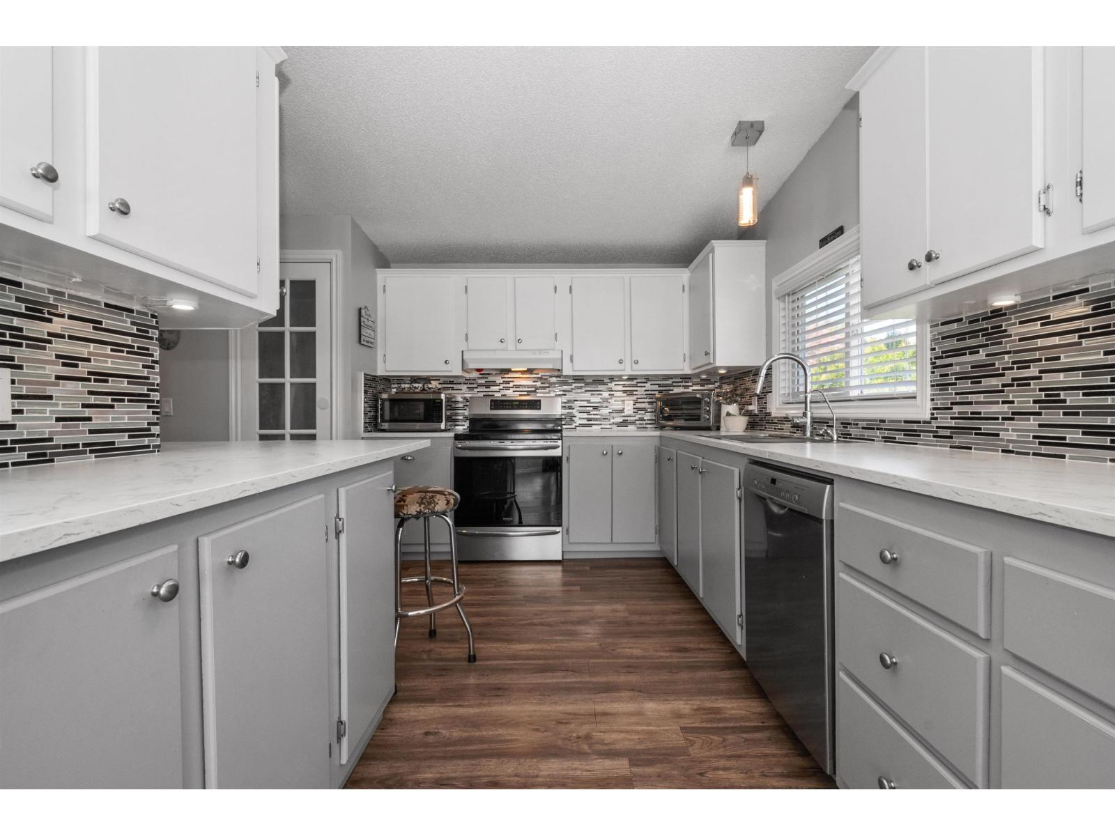 13 41168 Lougheed Highway Property Photo 7