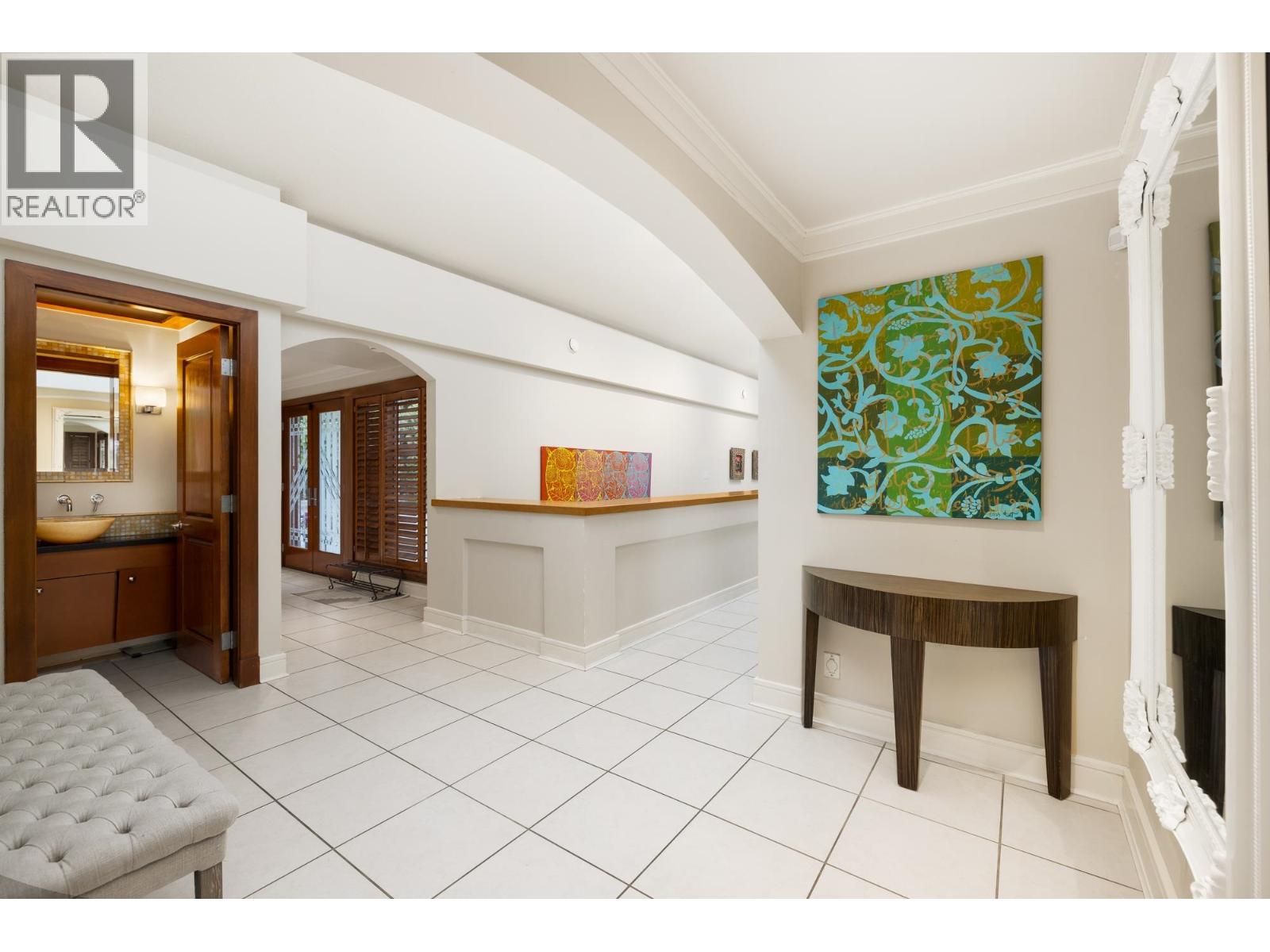 1035 King Georges Way Property Photo 17