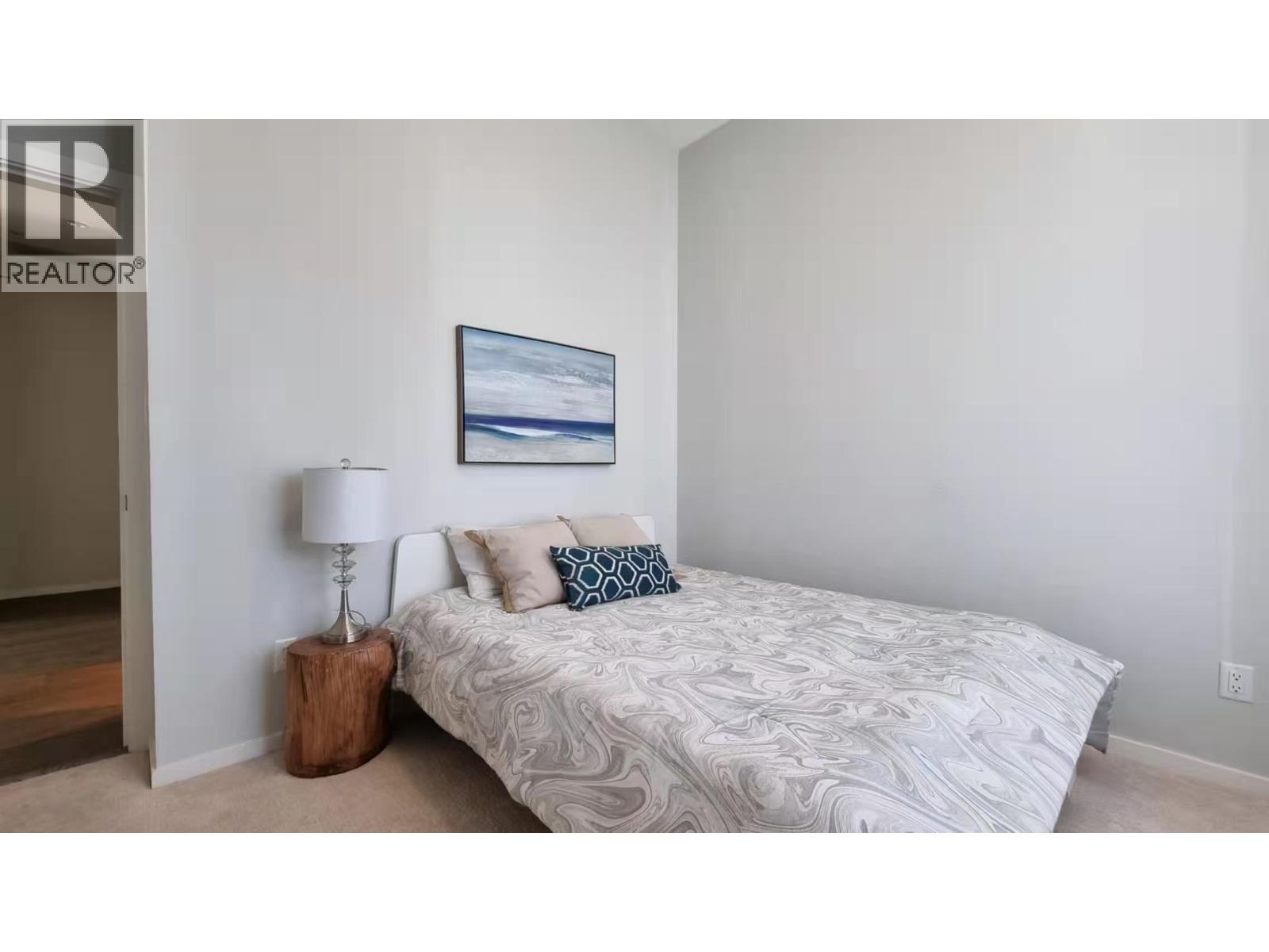 6638 Dunblane Avenue Property Photo 9