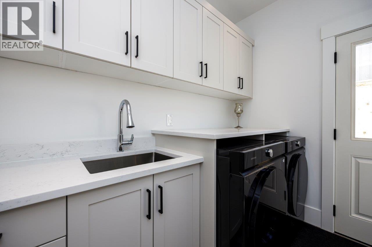 1028 Calverhall Street Property Photo 13