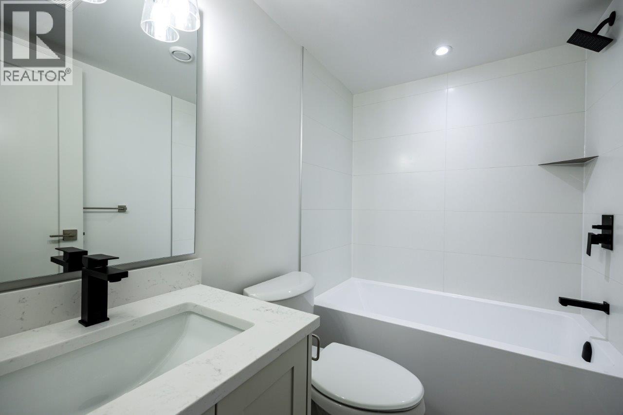 1028 Calverhall Street Property Photo 29