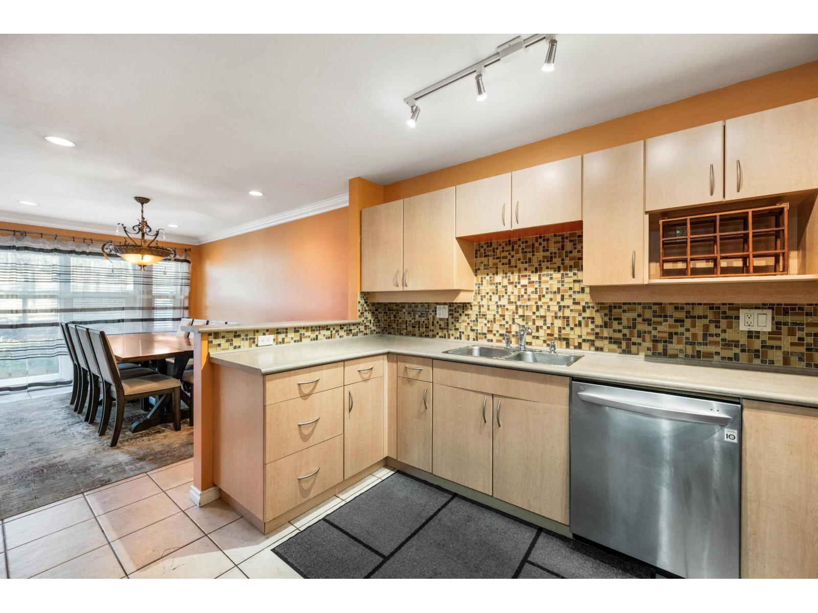 57 13918 58 Avenue Property Photo 9