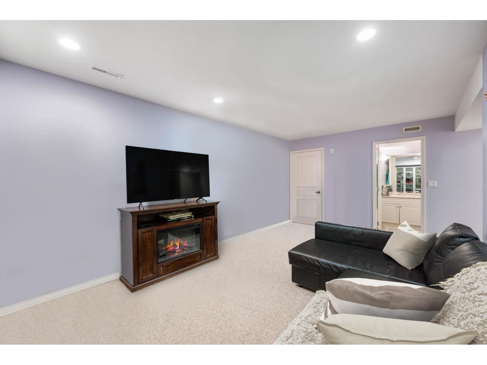 57 13918 58 Avenue Property Photo 28