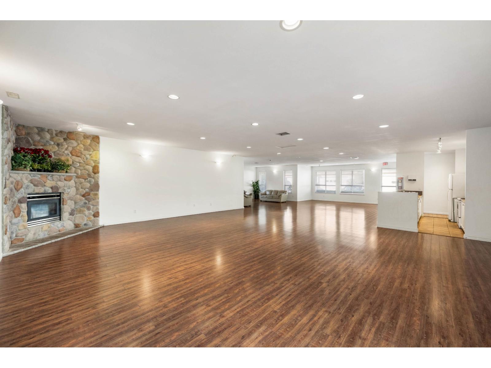 57 13918 58 Avenue Property Photo 38