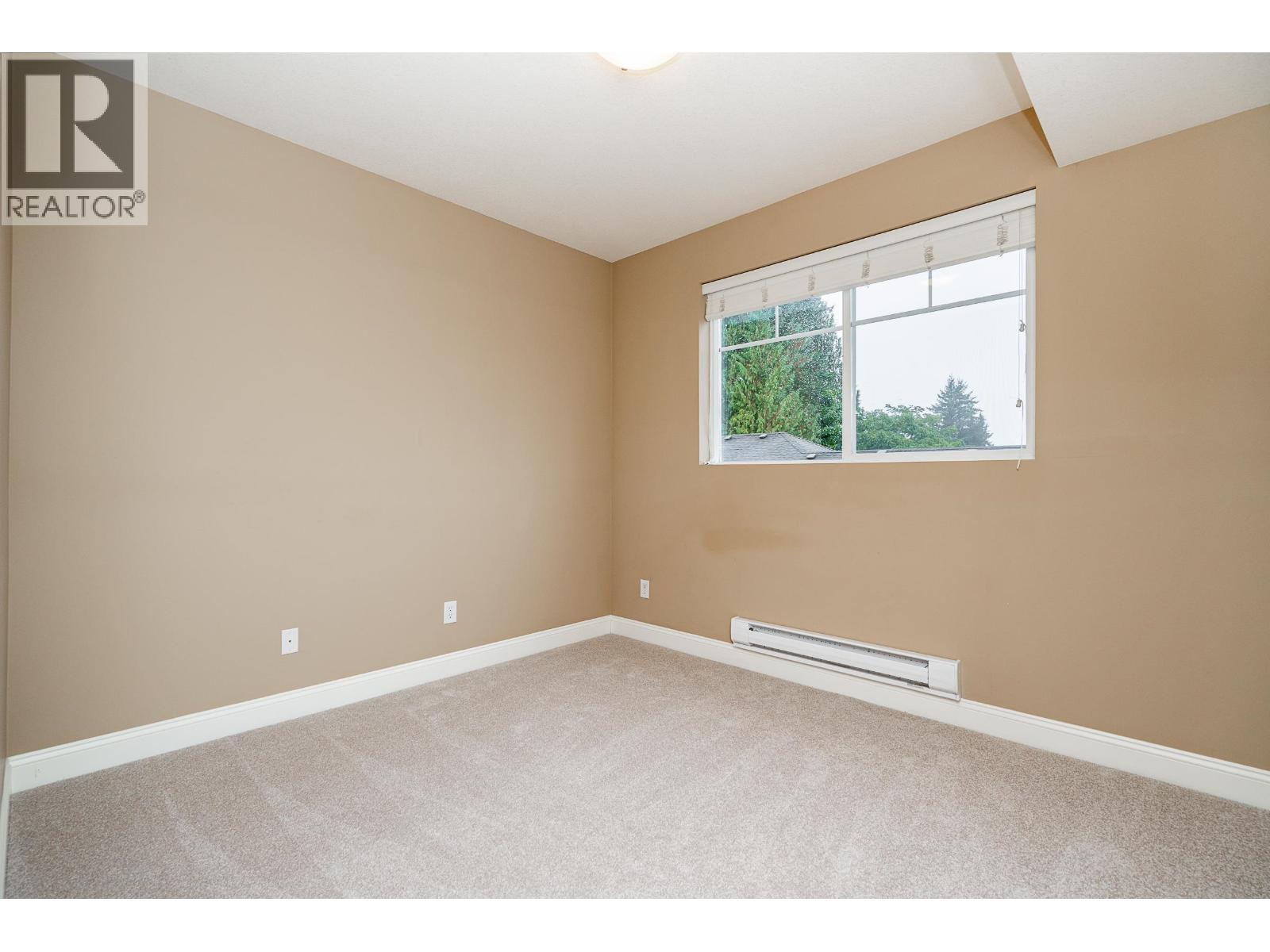 301 22150 Dewdney Trunk Road Property Photo 24