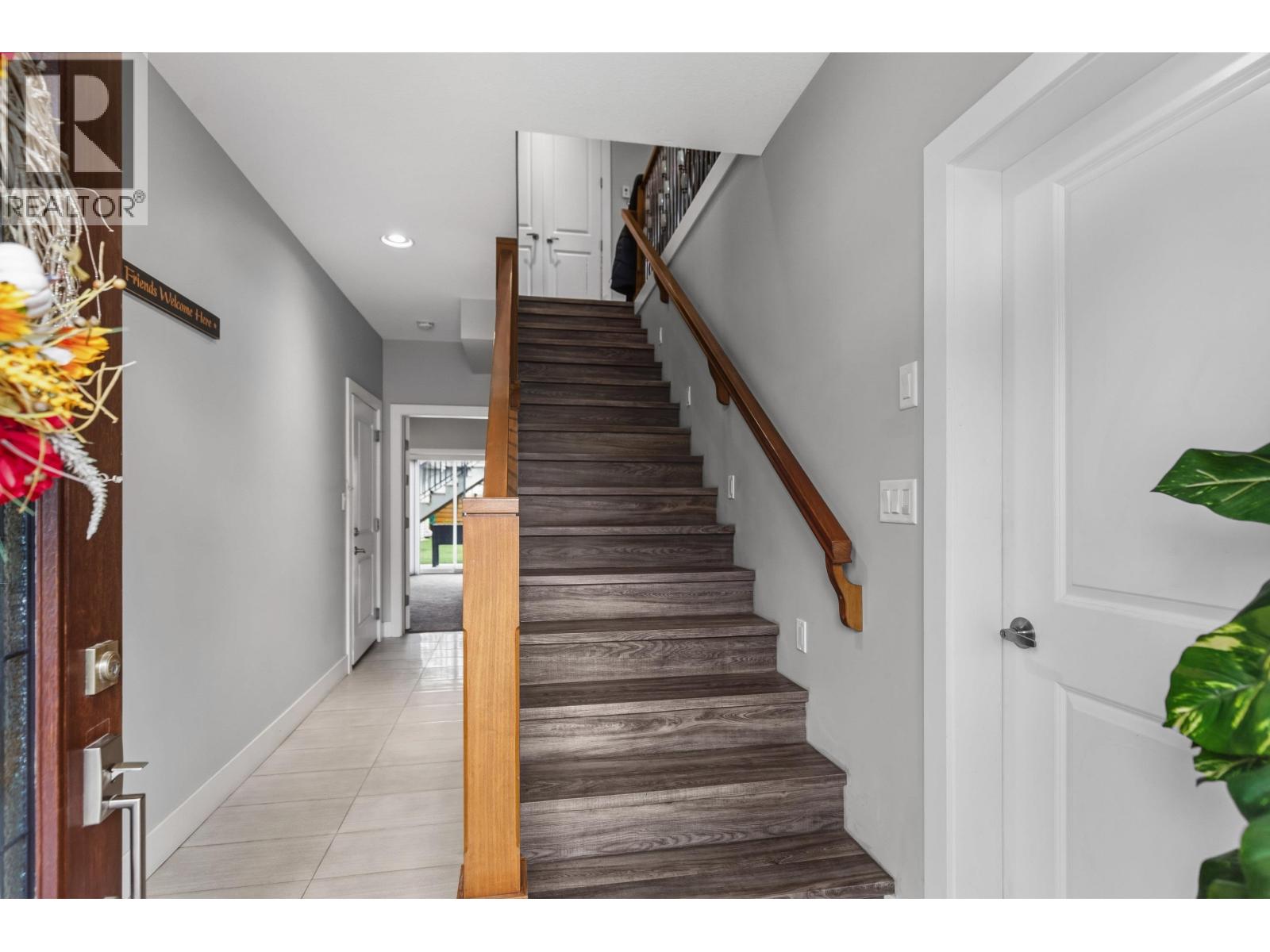 3909 Barnes Drive Property Photo 5