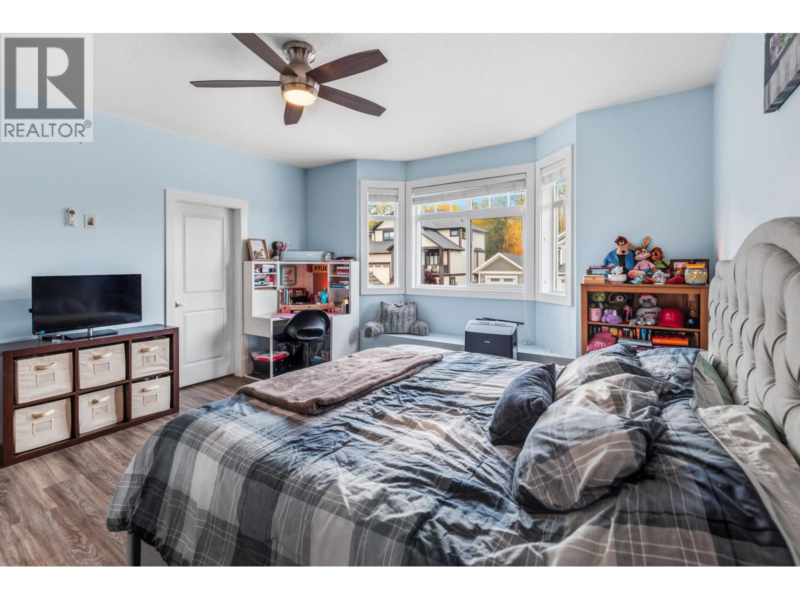 3909 Barnes Drive Property Photo 11