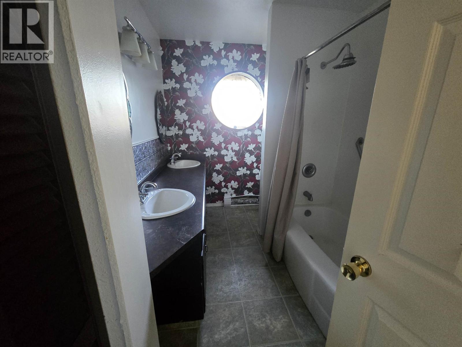 5924 W 16 Highway Property Photo 18