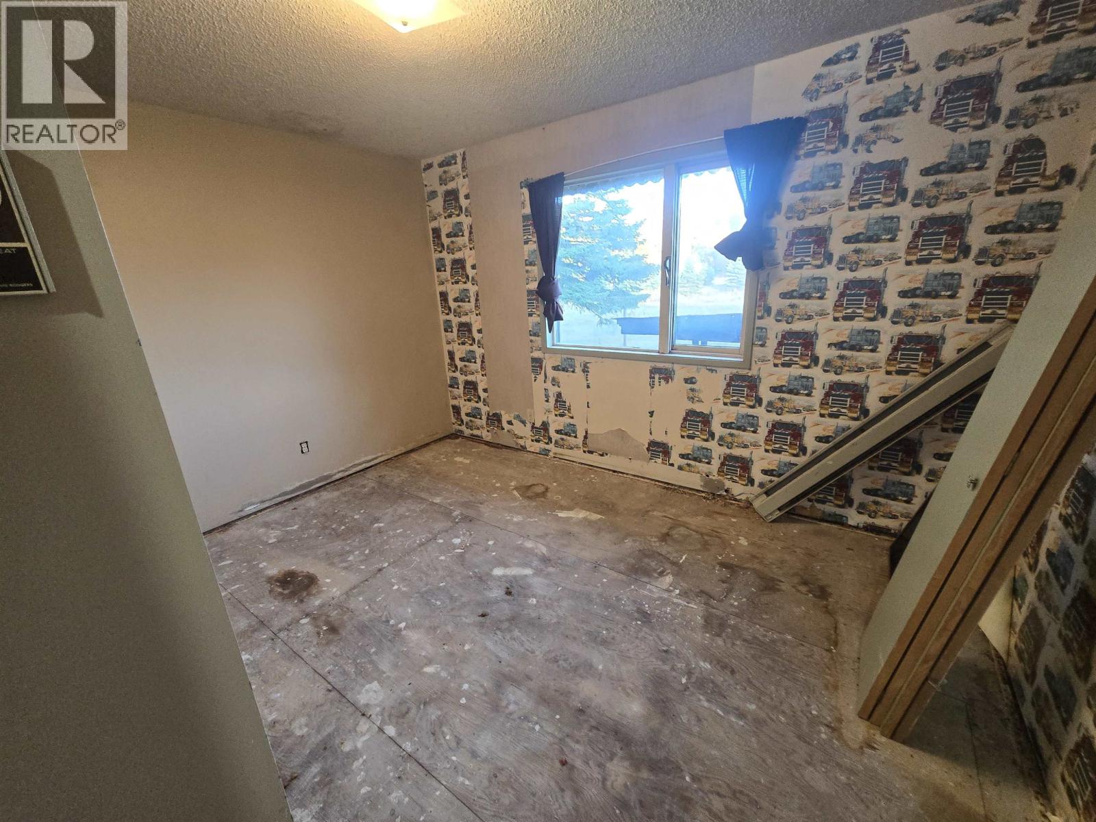 5924 W 16 Highway Property Photo 21
