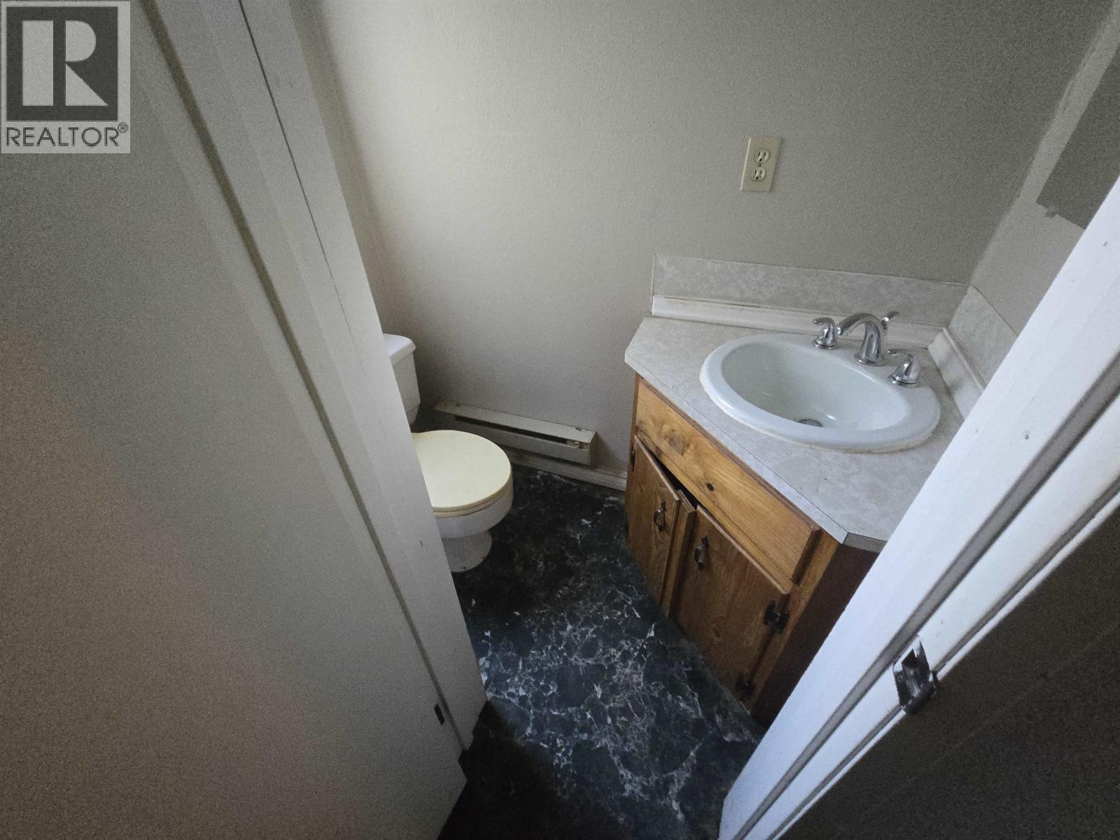 5924 W 16 Highway Property Photo 24