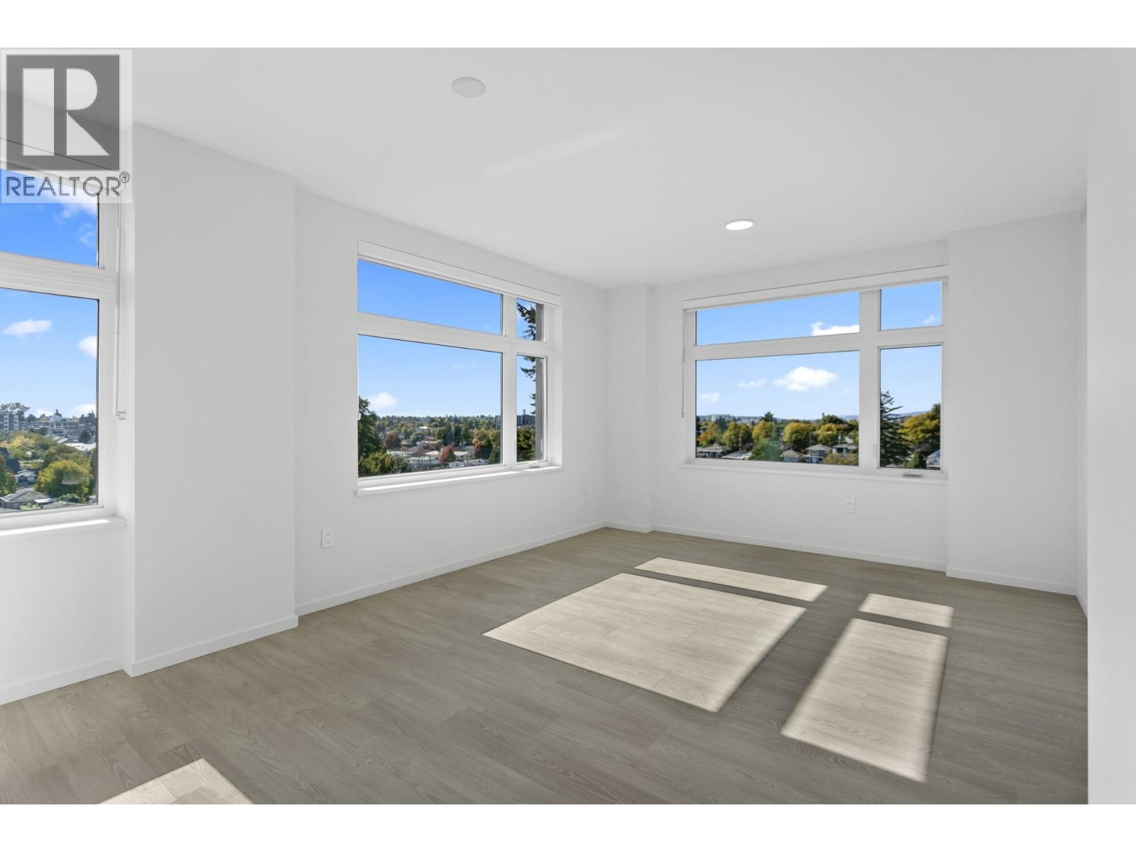 603 3264 Vanness Street Property Photo 12