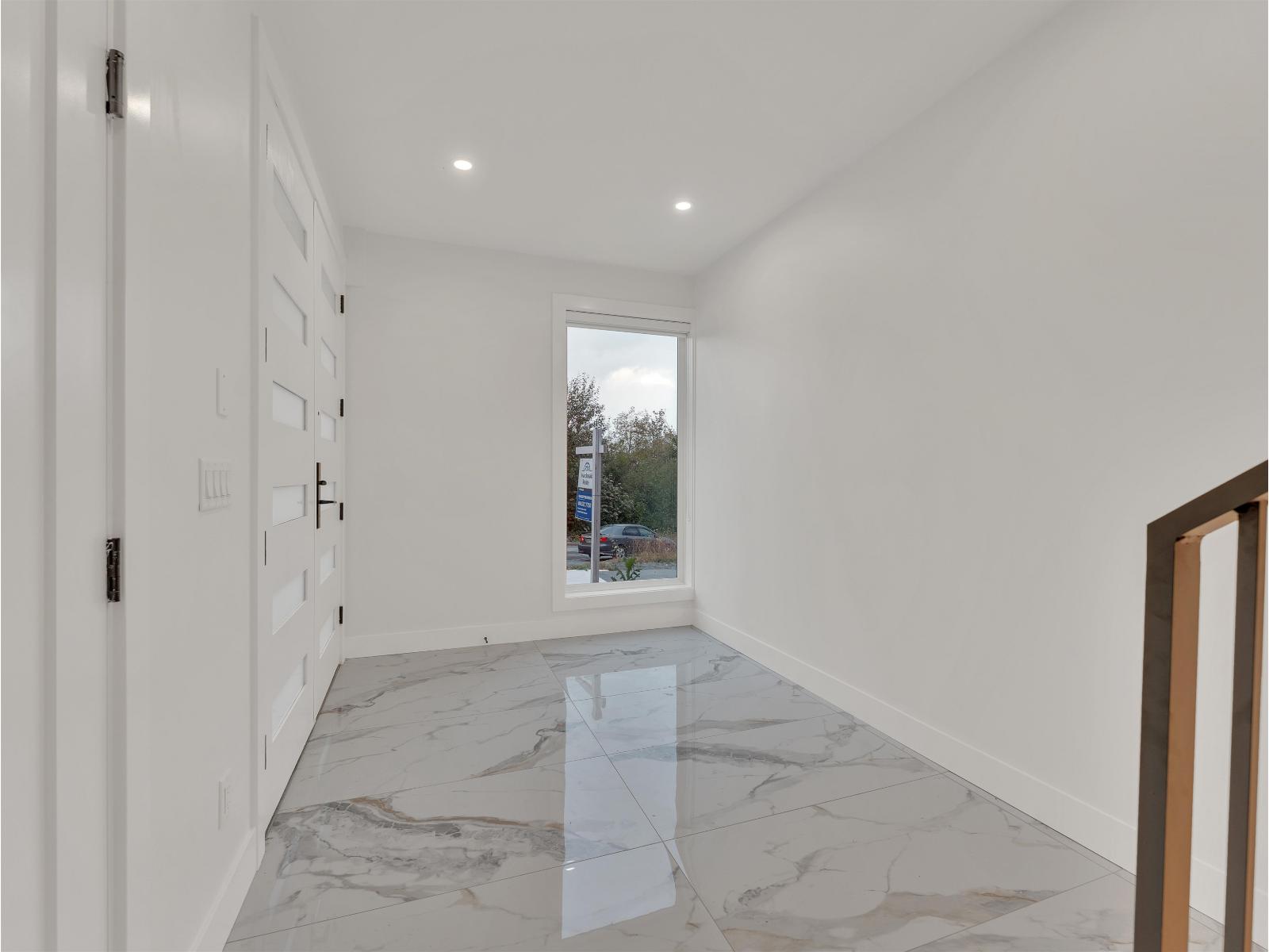 8447 Forest Gate Drive Property Photo 8