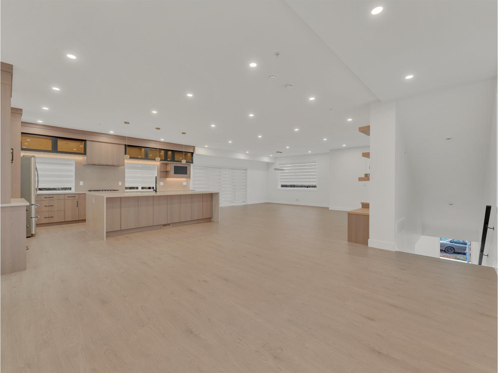 8447 Forest Gate Drive Property Photo 9