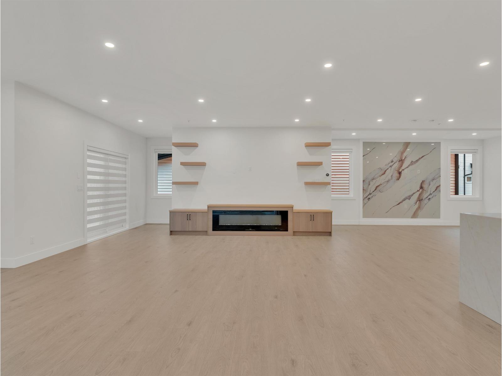 8447 Forest Gate Drive Property Photo 15