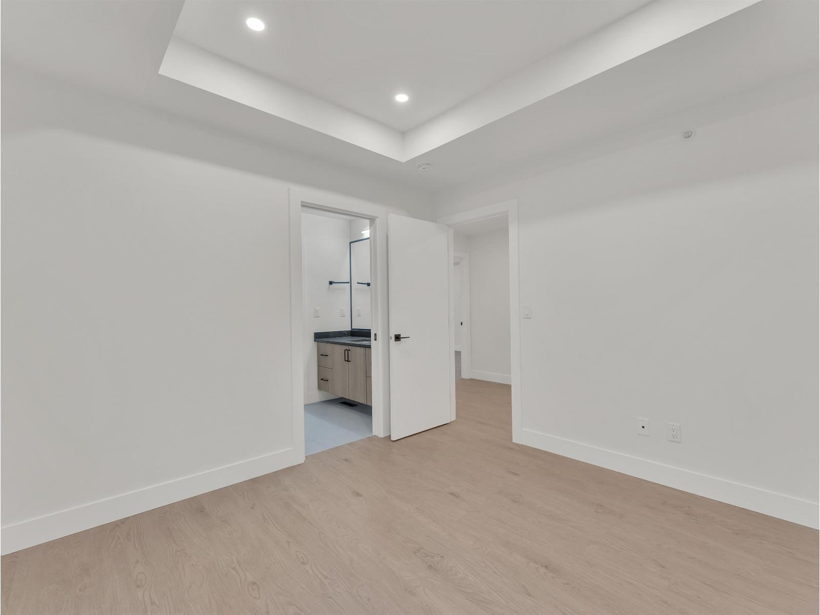 8447 Forest Gate Drive Property Photo 32