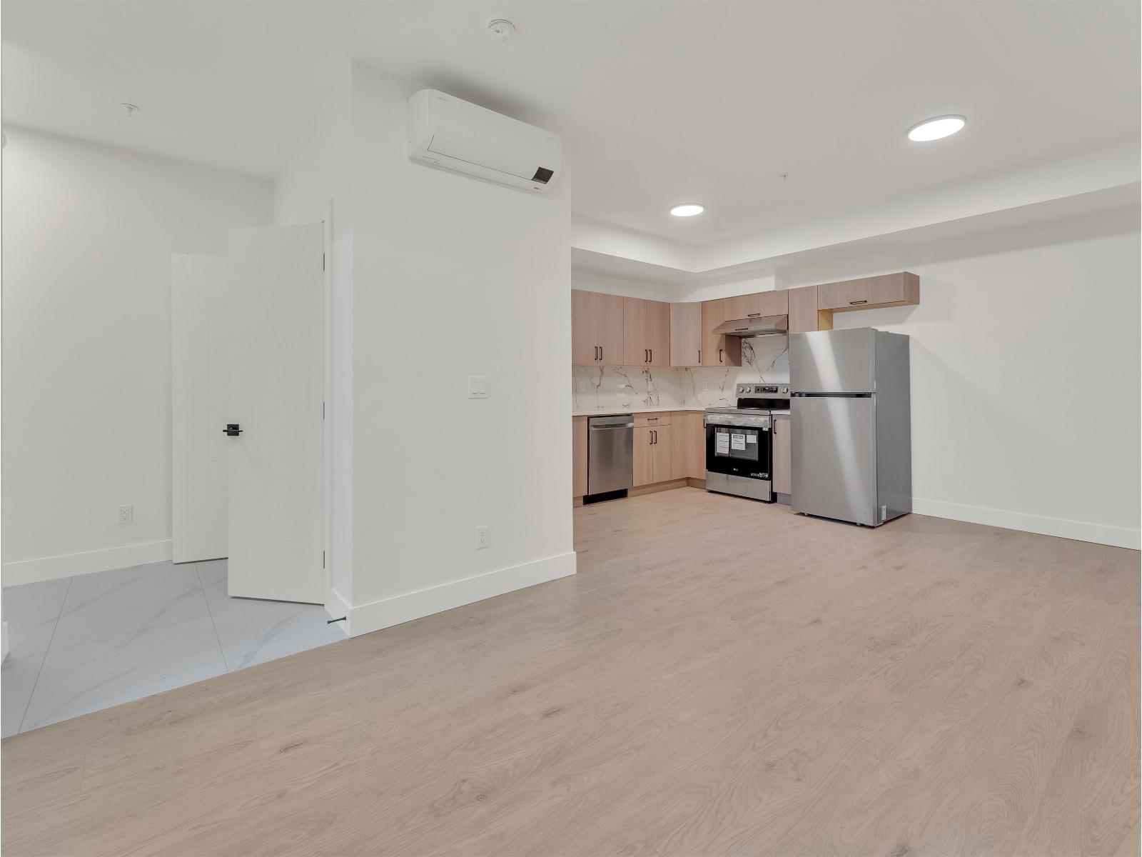 8447 Forest Gate Drive Property Photo 35