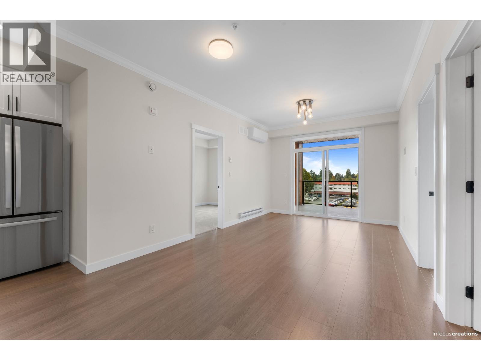 423 12109 223 Street Property Photo 4