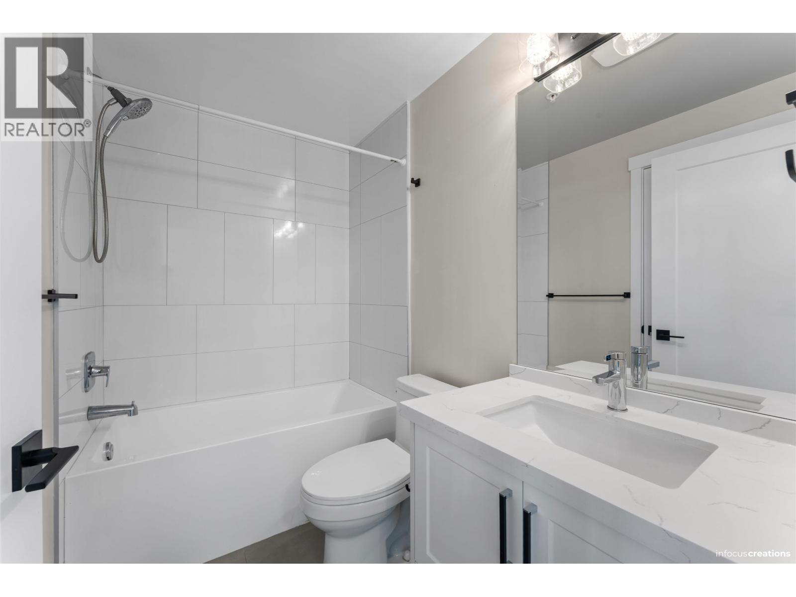 423 12109 223 Street Property Photo 12